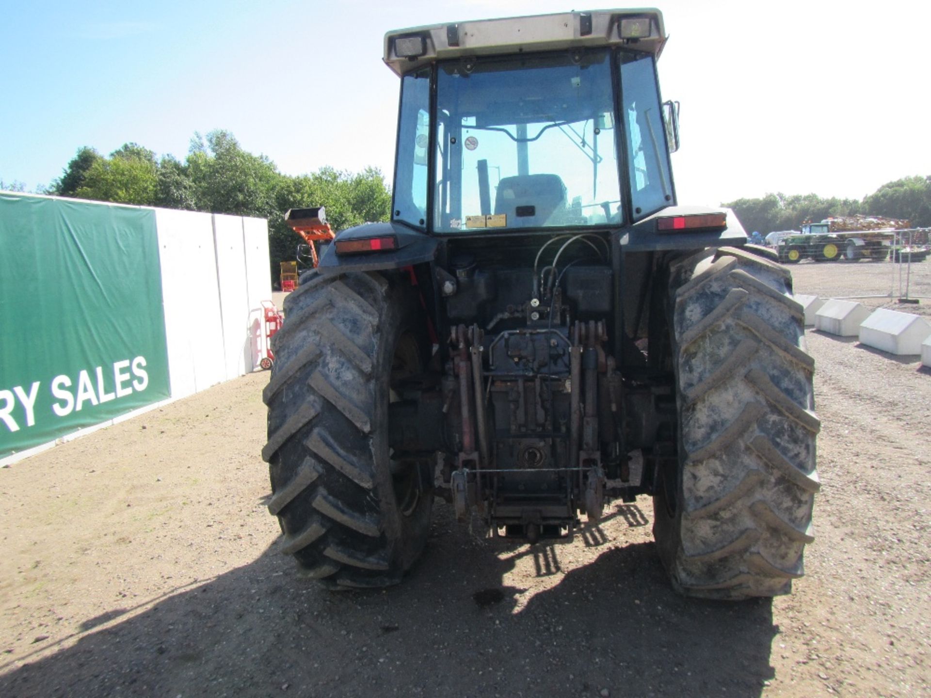 Massey Ferguson 3690 Tractor. Ser. No. S199107 - Image 6 of 17