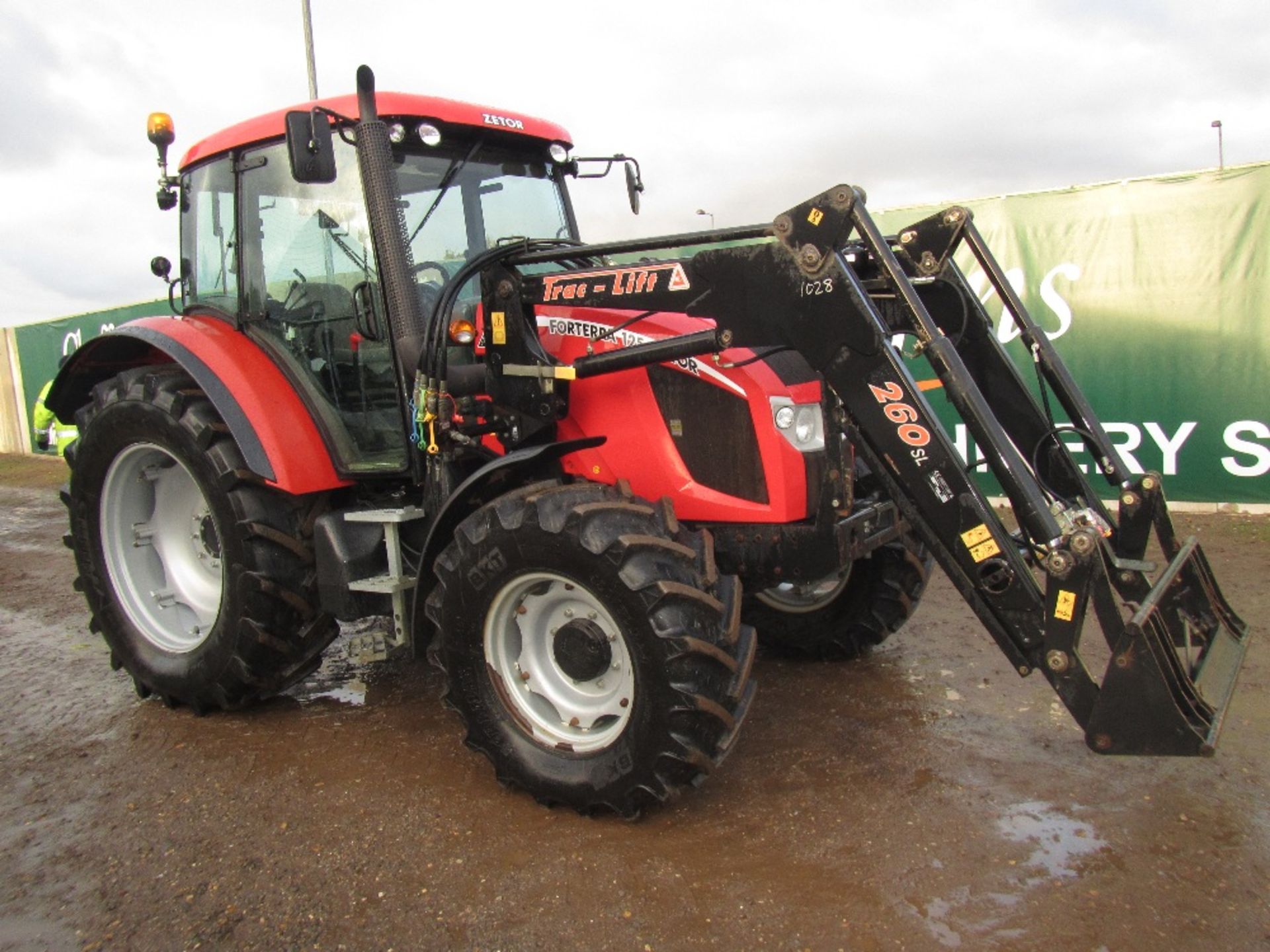 Zetor Forterra 125 4wd Tractor. 260 Trac Lift Loader. Reg Docs will be supplied. Reg. No. AE12 BKN. - Image 4 of 15