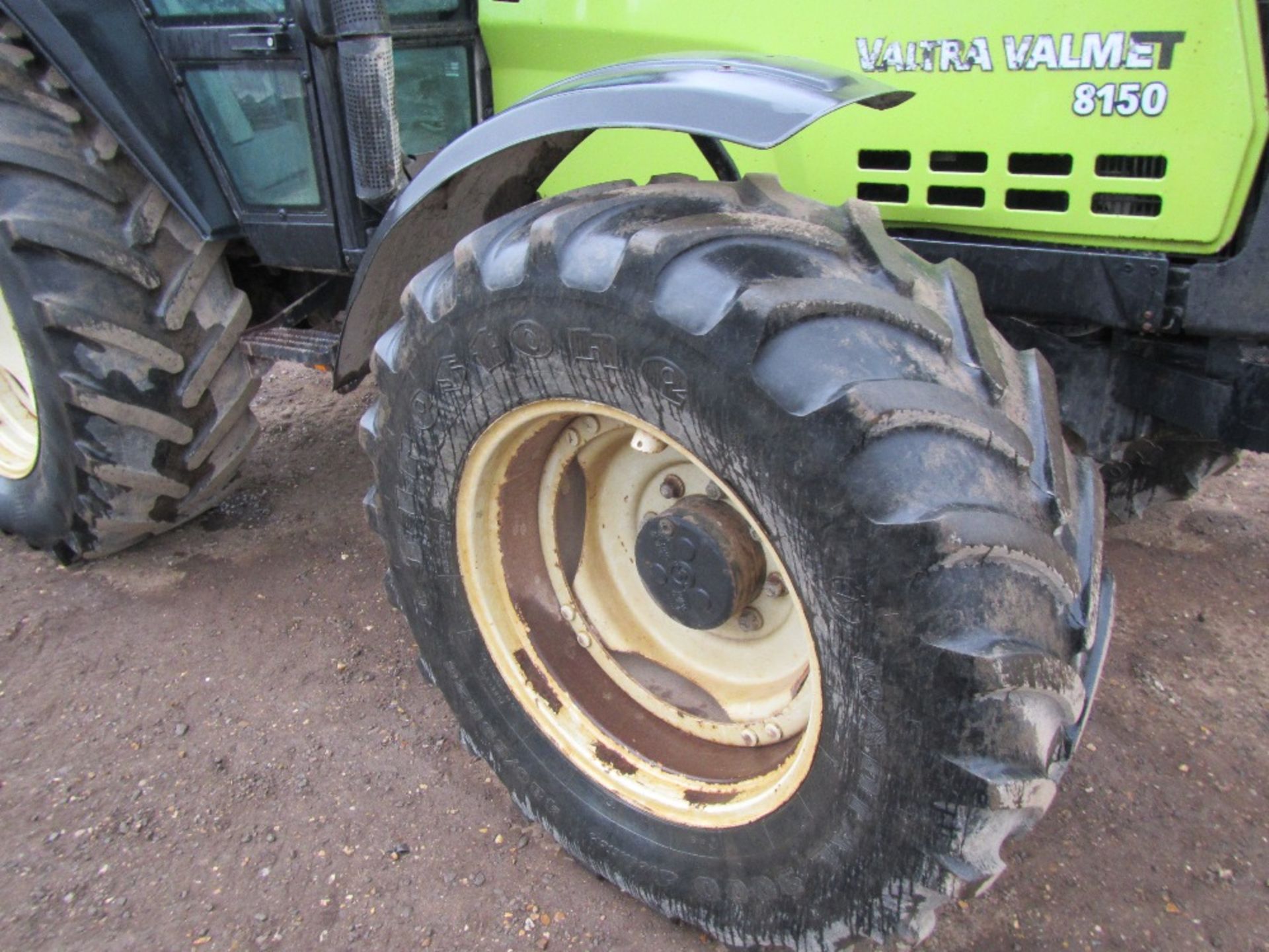 2000 Valtra Valmet 8150 4wd Tractor Reg No Y154 RBR Ser No J34340 - Image 4 of 17