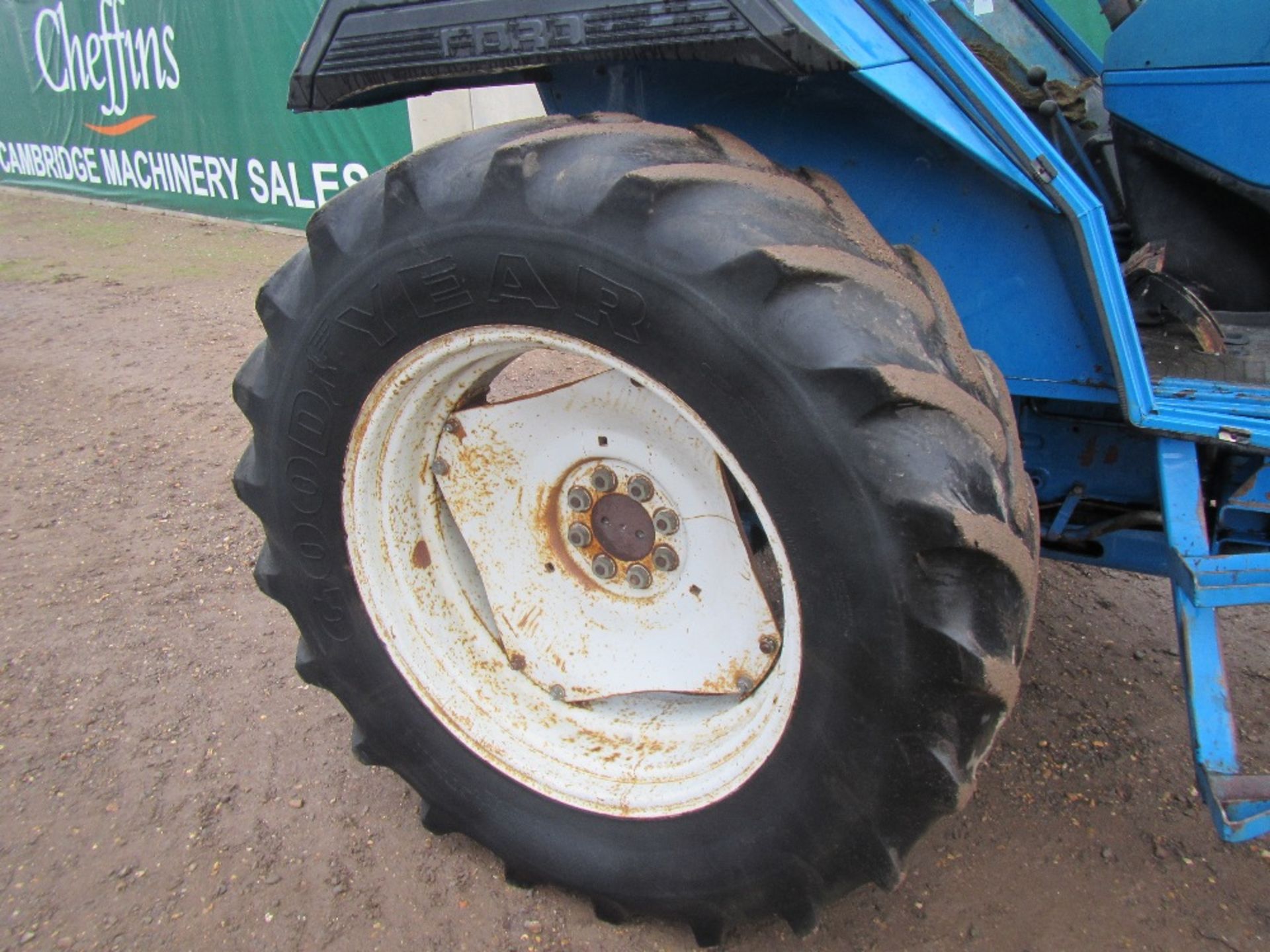 Ford 6610 4wd Tractor. Minemac Diesel Pump, Gear on the floor. Ser No BA5058 - Image 5 of 16