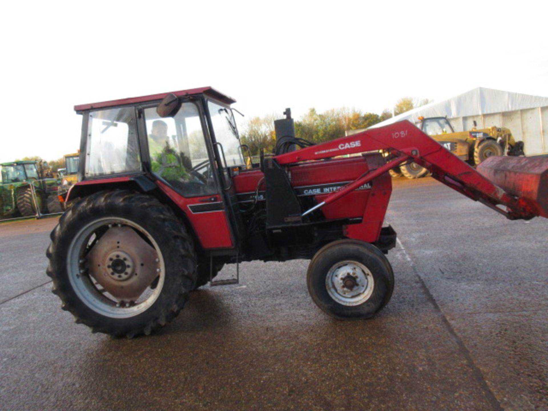 Case 795 2wd Tractor. Loader. J Reg - Image 4 of 6