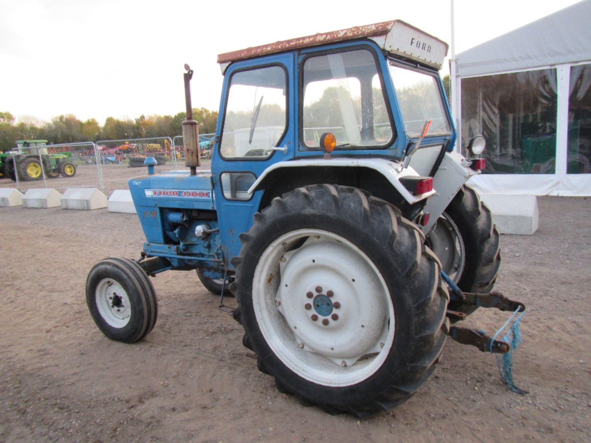Ford 4000 2wd Tractor. Ser No B217799 - Image 8 of 15