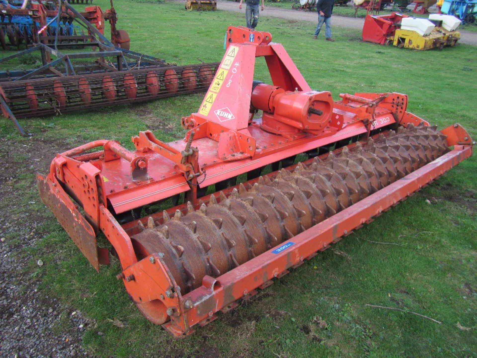 Kuhn HR303 Power Harrow with Packer Roller & Quick Fit Tines - Image 3 of 3