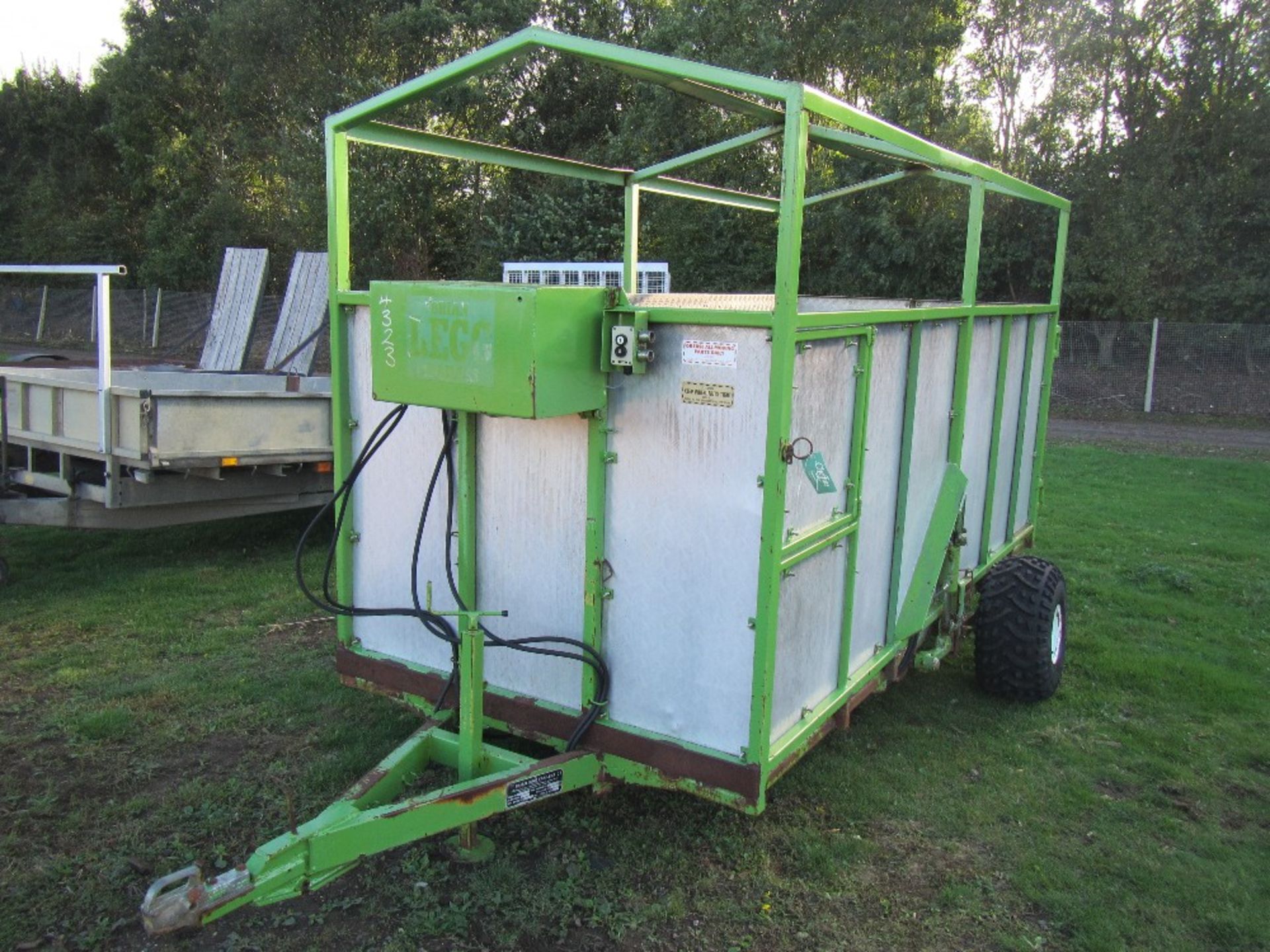 2006 Brian Legg Livestock Trailer with Hydro Electric Lift