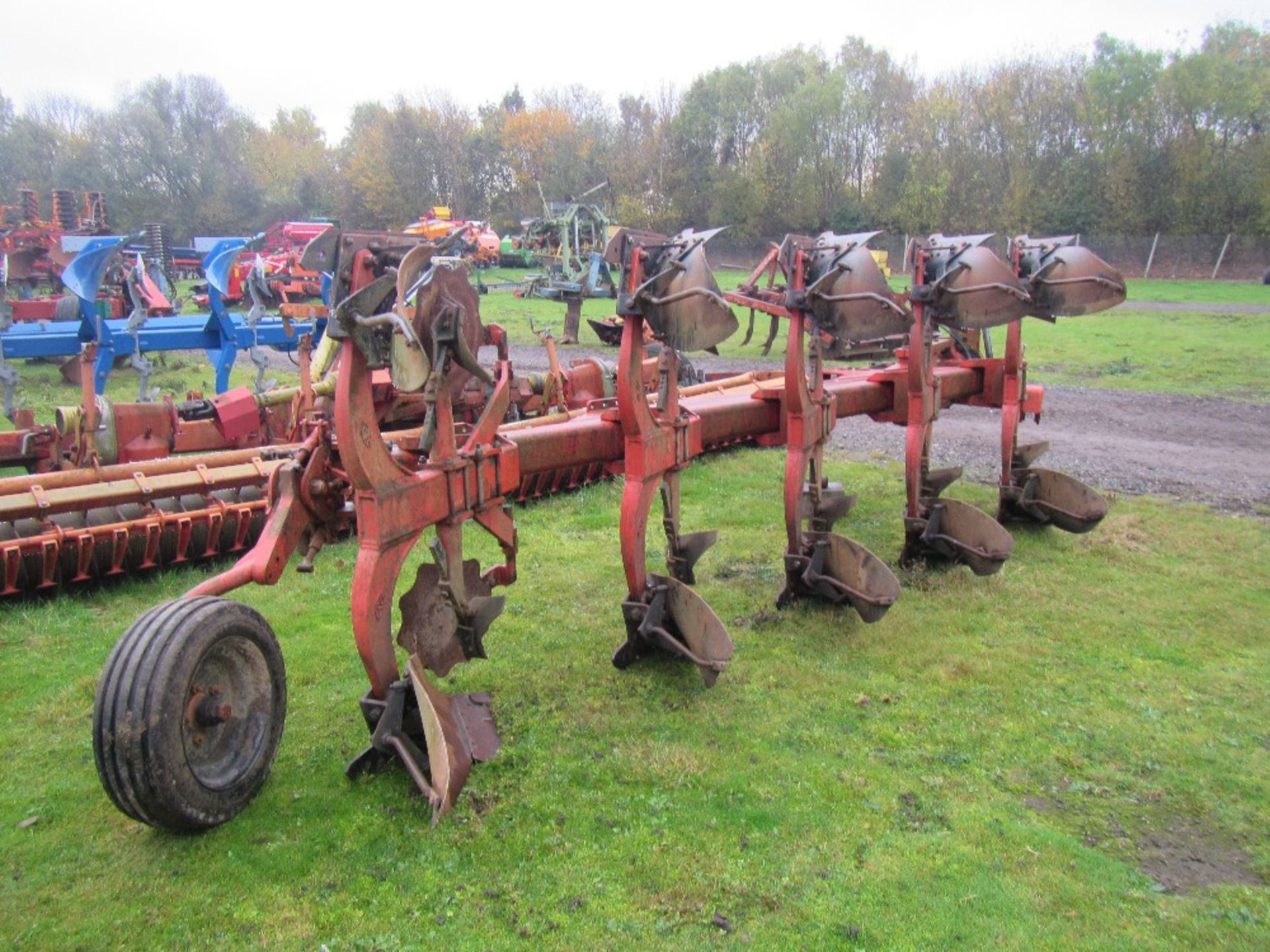 Gregoire Besson RB47 5 Furrow Plough - Image 2 of 4