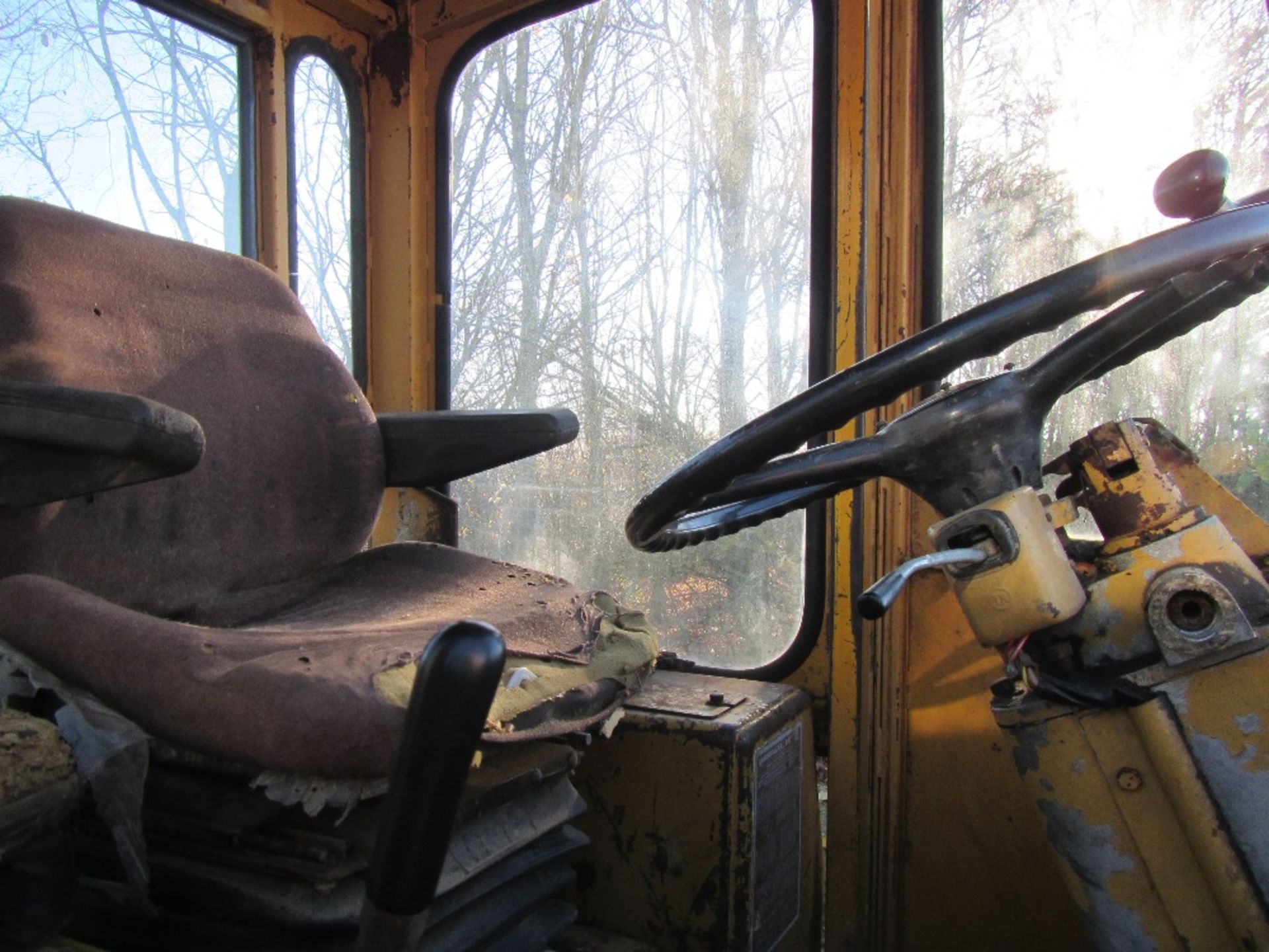 Cat 910 Loading Shovel c/w Bucket Ser. No. 40Y1051 - Image 7 of 7