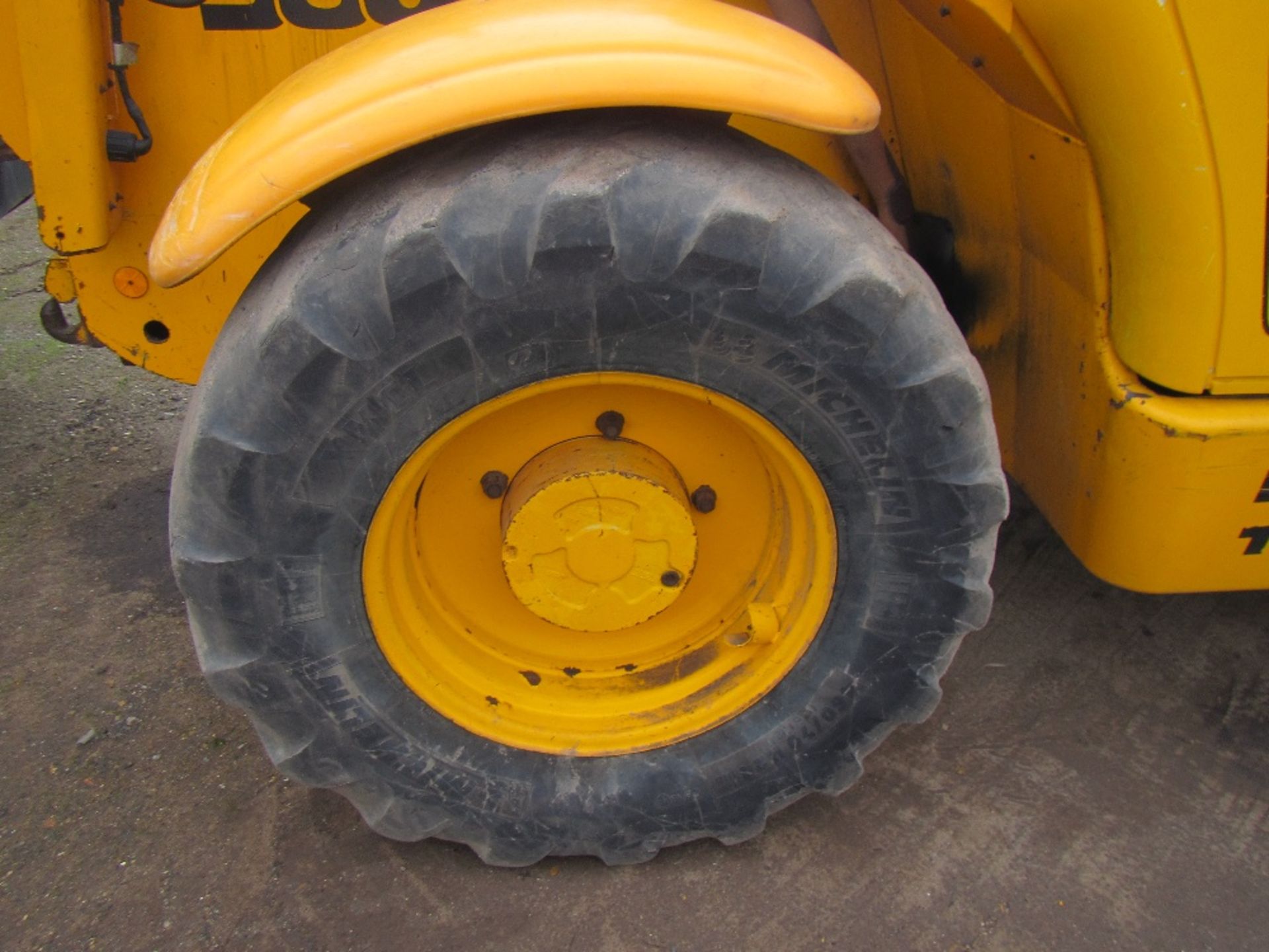 JCB 530/70 Farm Special Loadall c/w Q-Fit Carriage, Pallet Tines, Turbo Reg. No. R461 XPV Ser No - Image 4 of 8