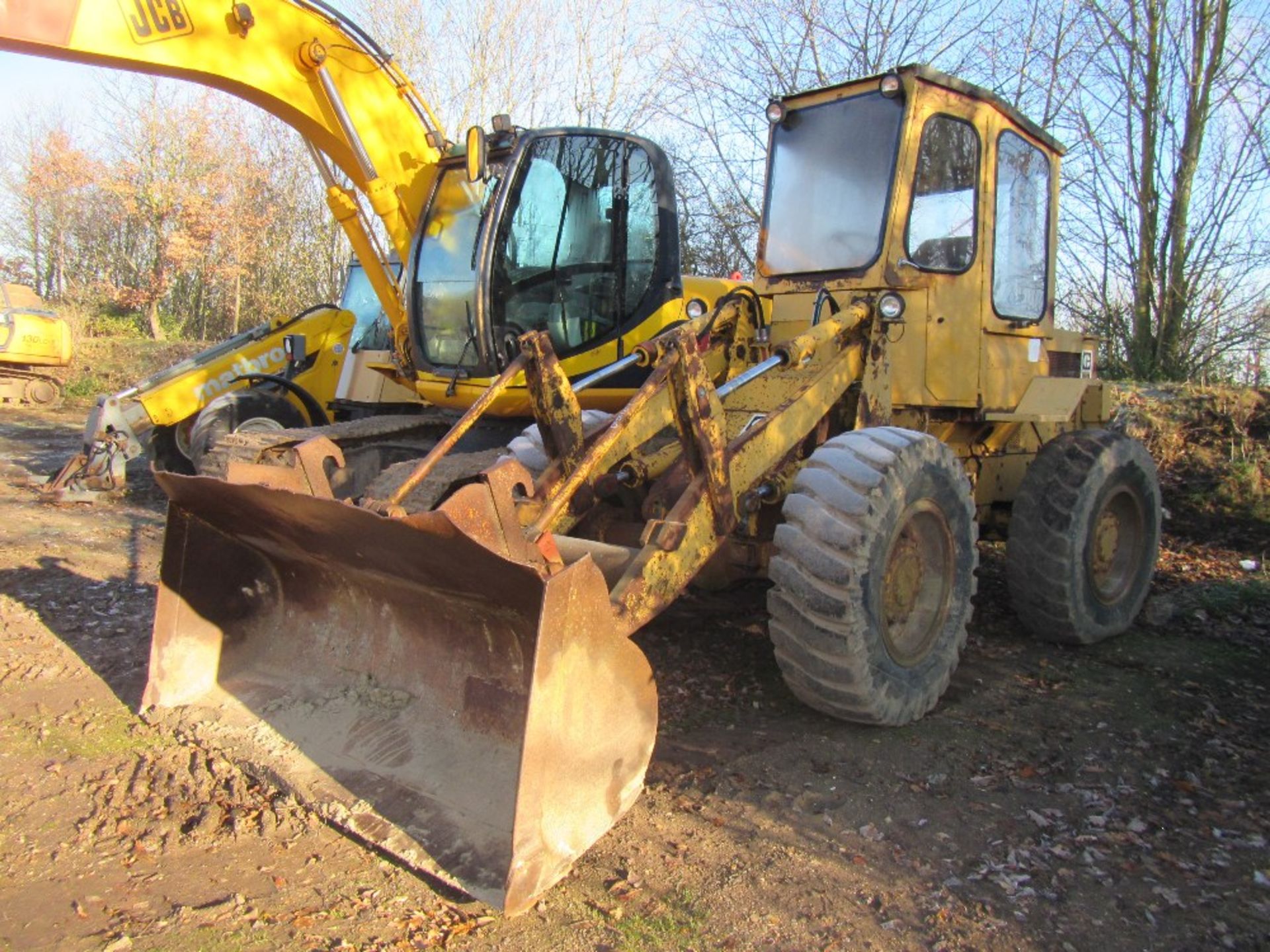 Cat 910 Loading Shovel c/w Bucket Ser. No. 40Y1051