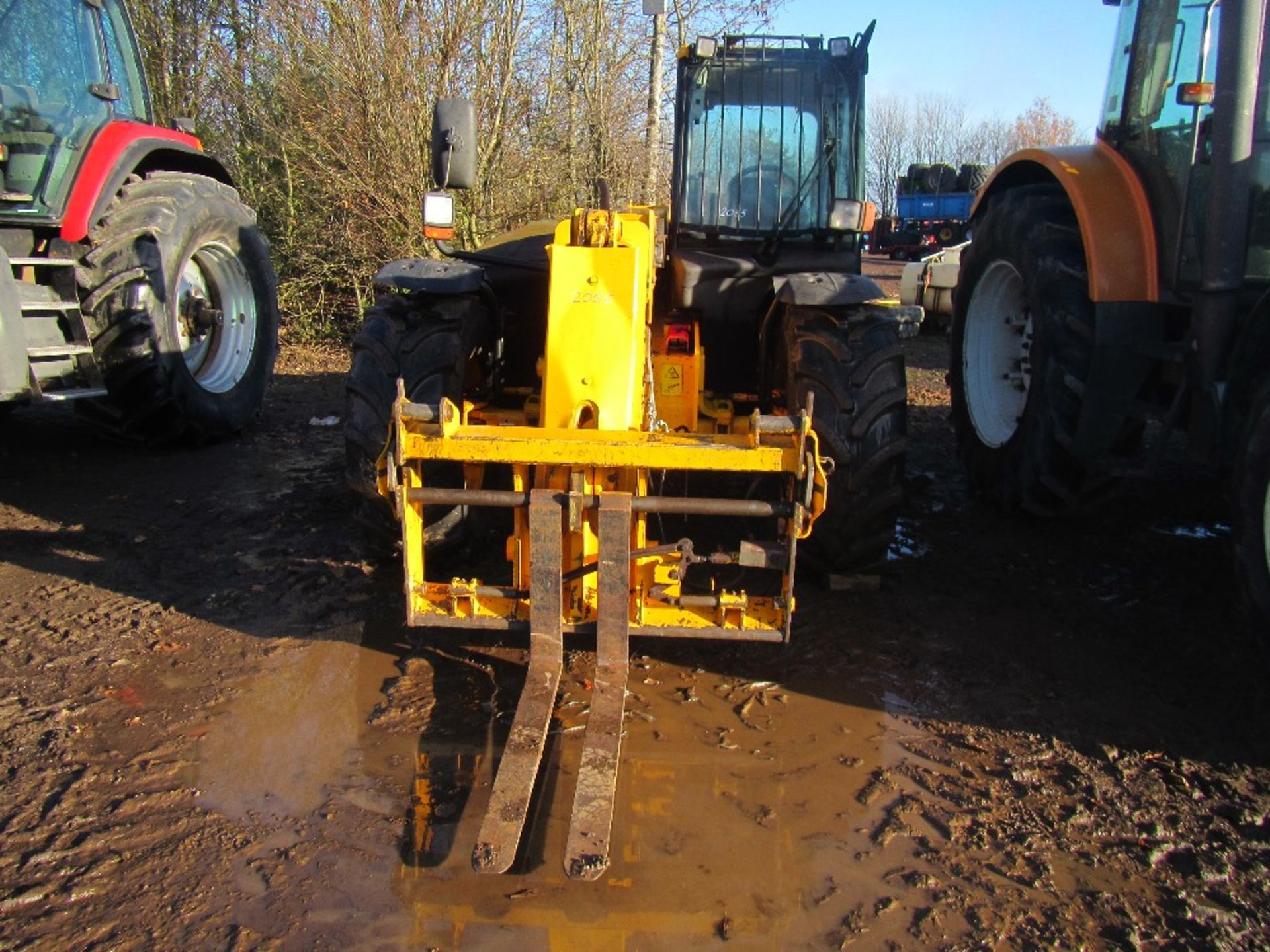 JCB 530-70 Telehandler. Reg. Docs will be Supplied Reg. No. FX05 GWU Ser No 154376 - Image 2 of 9