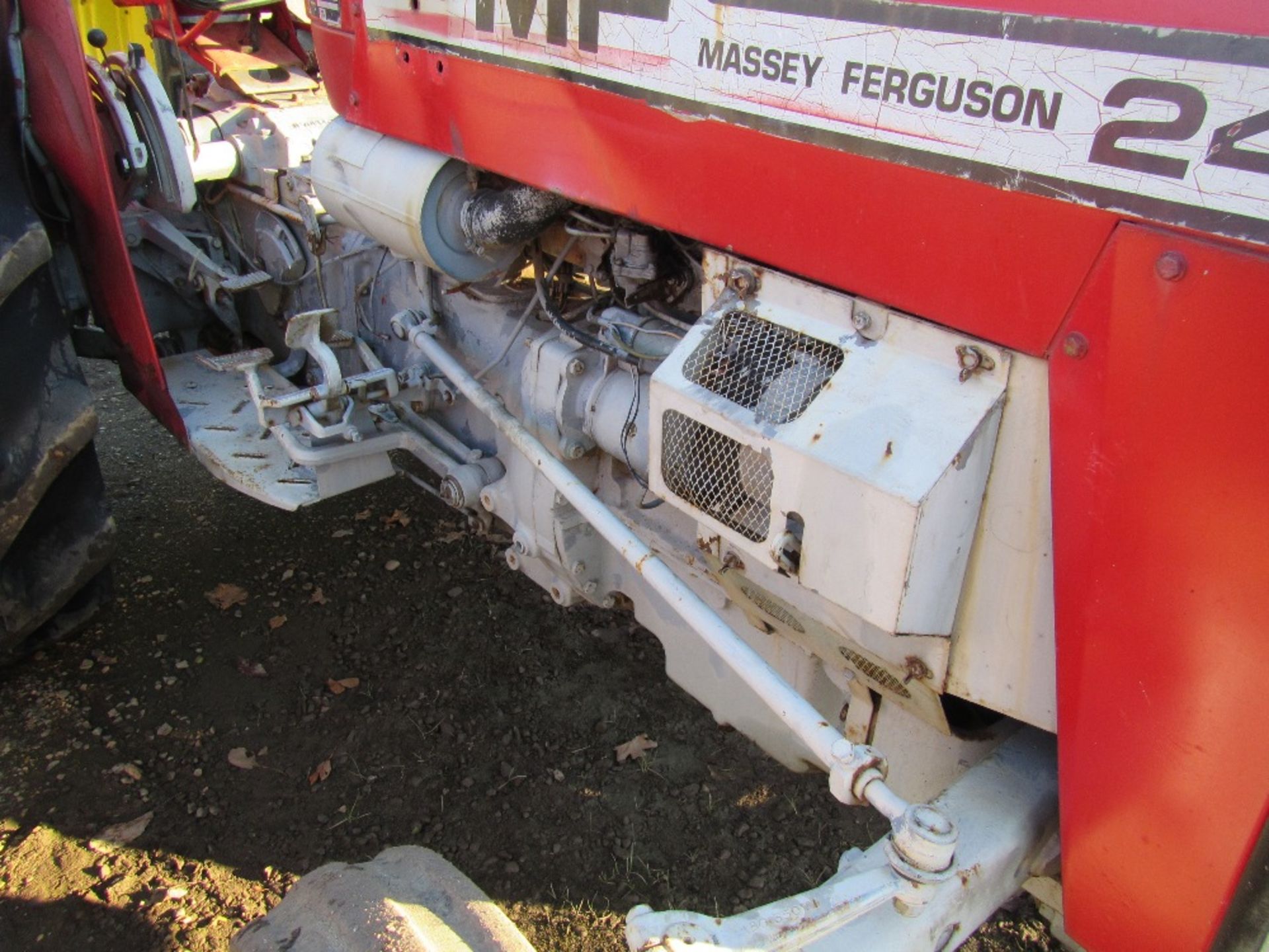 Massey Ferguson 240 Tractor - Image 3 of 4