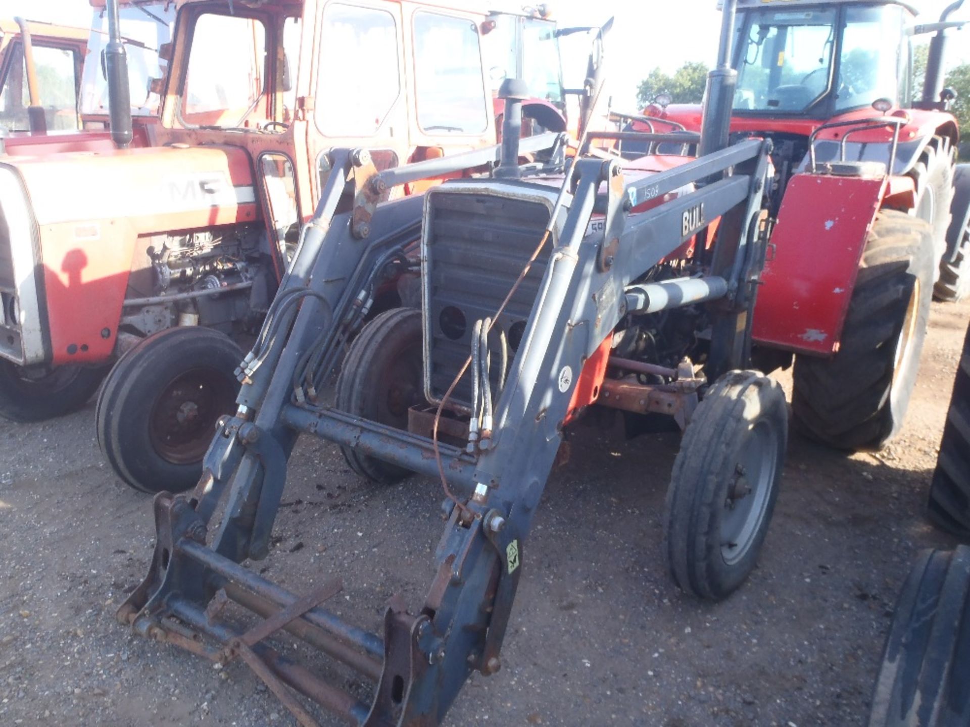 Tafe 5900 Tractor c/w Power Loader, PAS. No V5. Ser. No. 390823