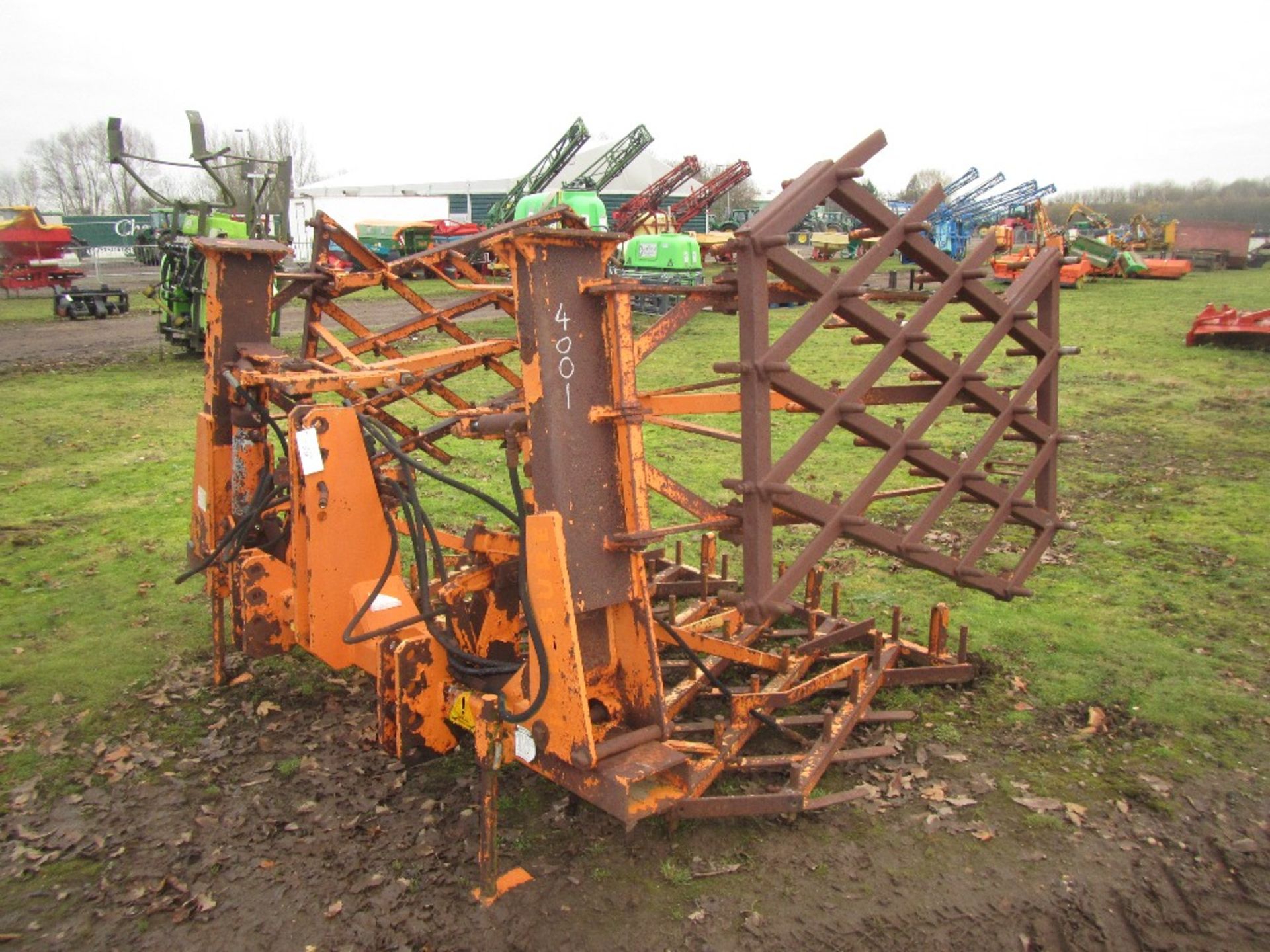 Wilder 4.4m Hyd Folding Pressure Harrow