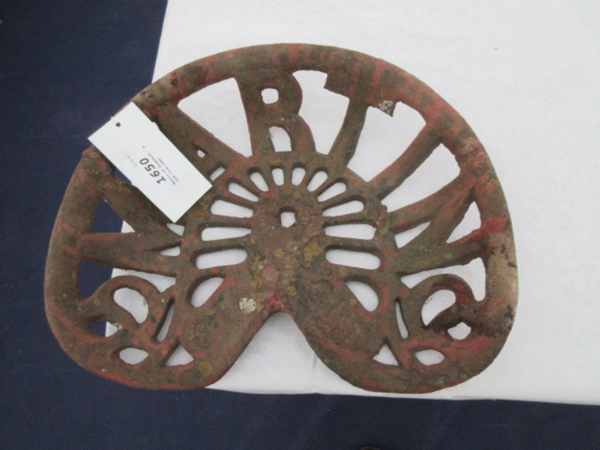 Martin of Stamford - a cast iron seat