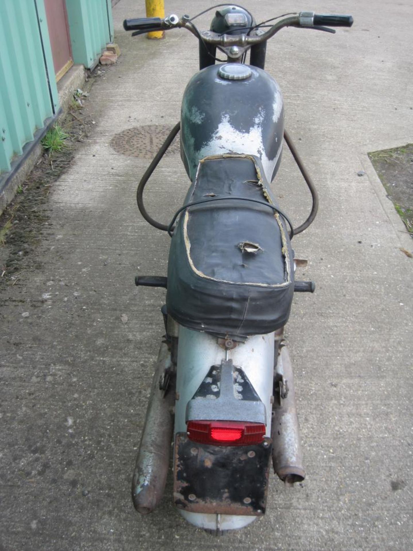 1967 200cc Laverda 200 Twin Reg. No. N/A Frame No. 0602 Engine No. Not found An uncommon example - Image 6 of 9