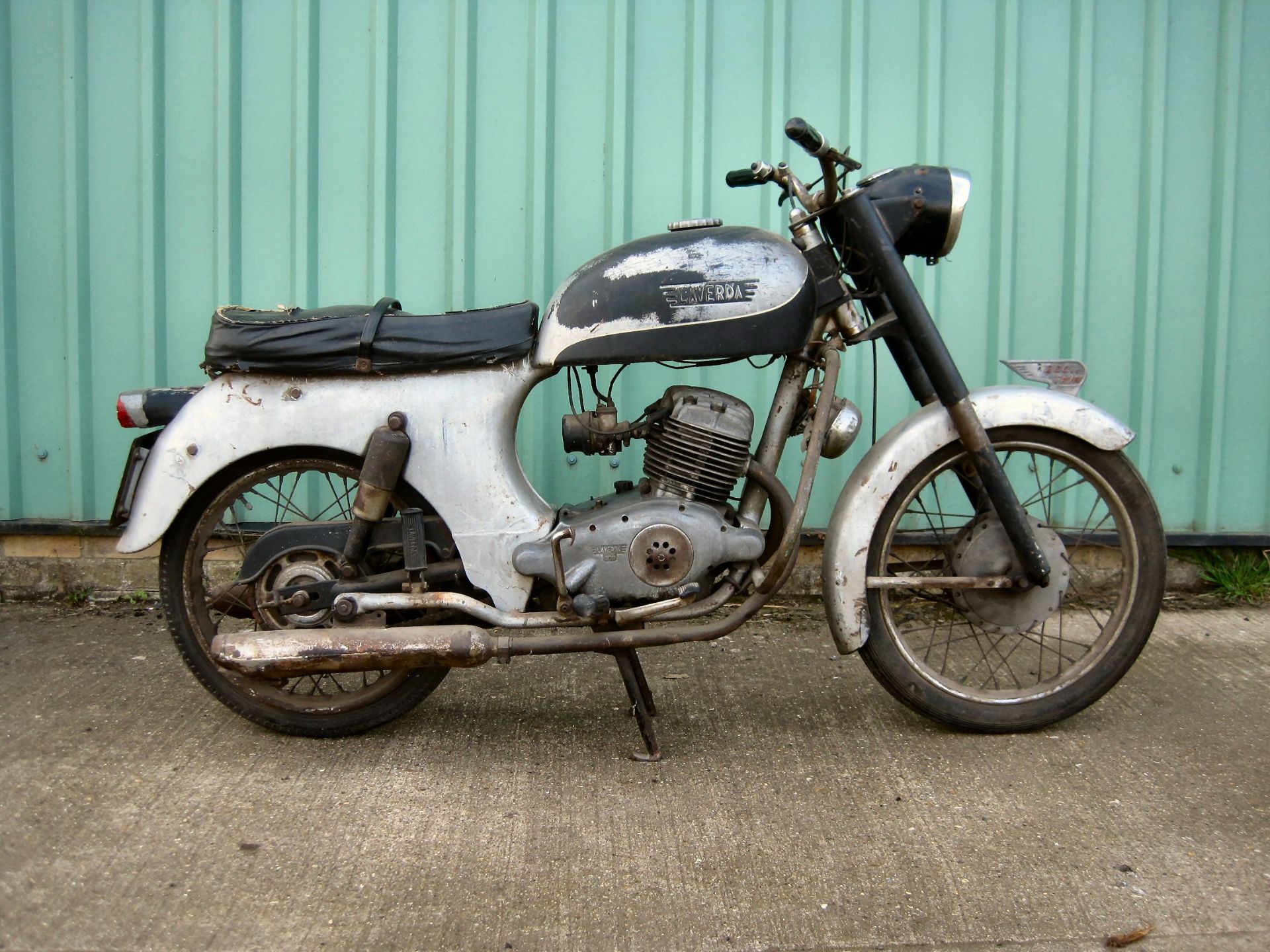 1967 200cc Laverda 200 Twin Reg. No. N/A Frame No. 0602 Engine No. Not found An uncommon example - Image 2 of 9