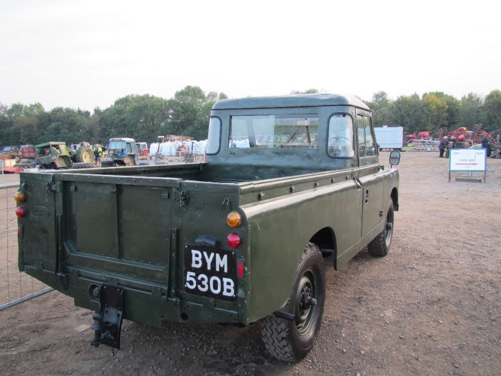 1964 Land Rover S II Reg No: BYM 530B Serial No: 2760359SB Fitted with a British Perkins diesel - Image 3 of 4