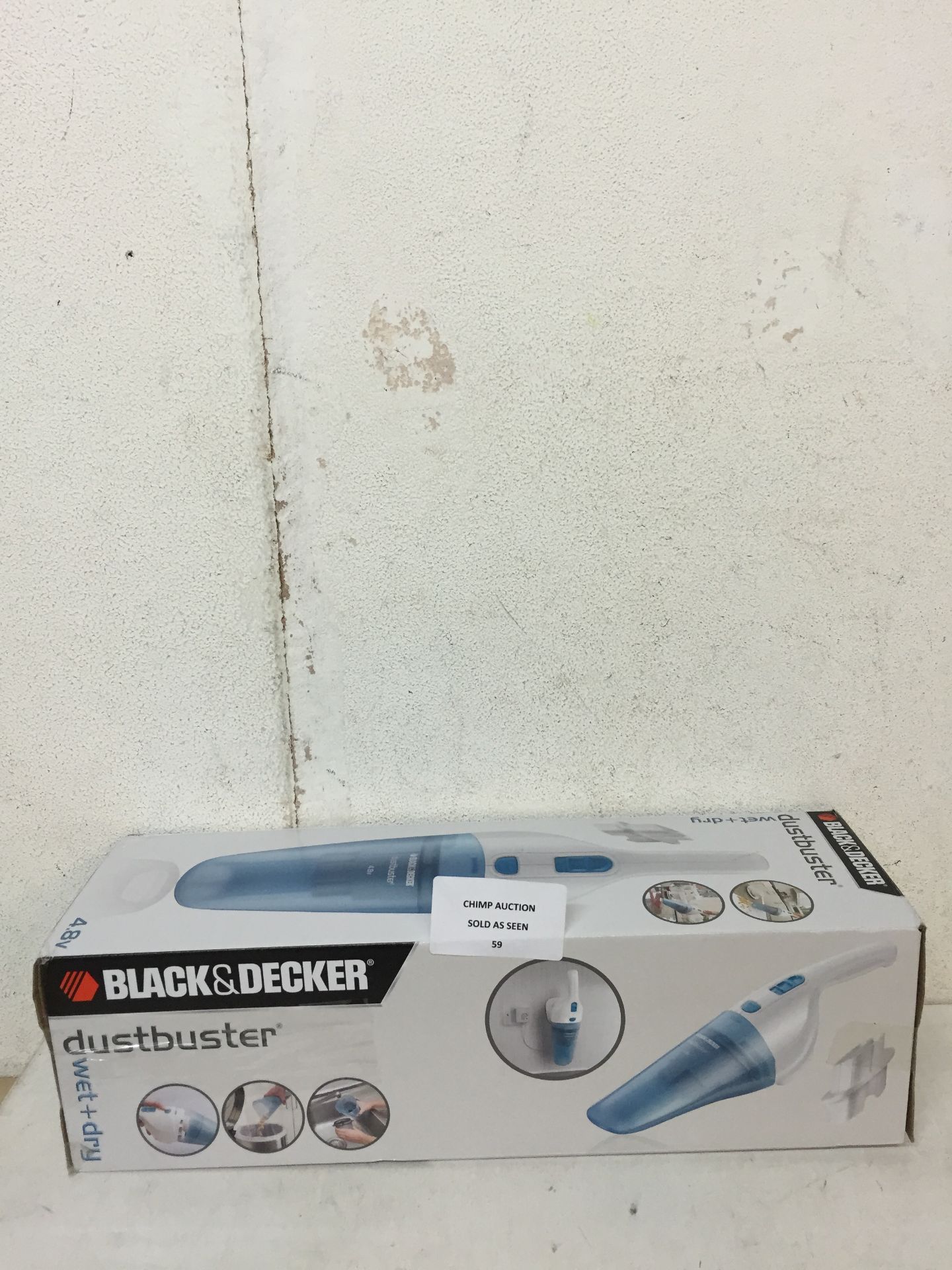 BOXED BLACK & DECKER DUSTBUSTER WET & DRY / UNTESTED
