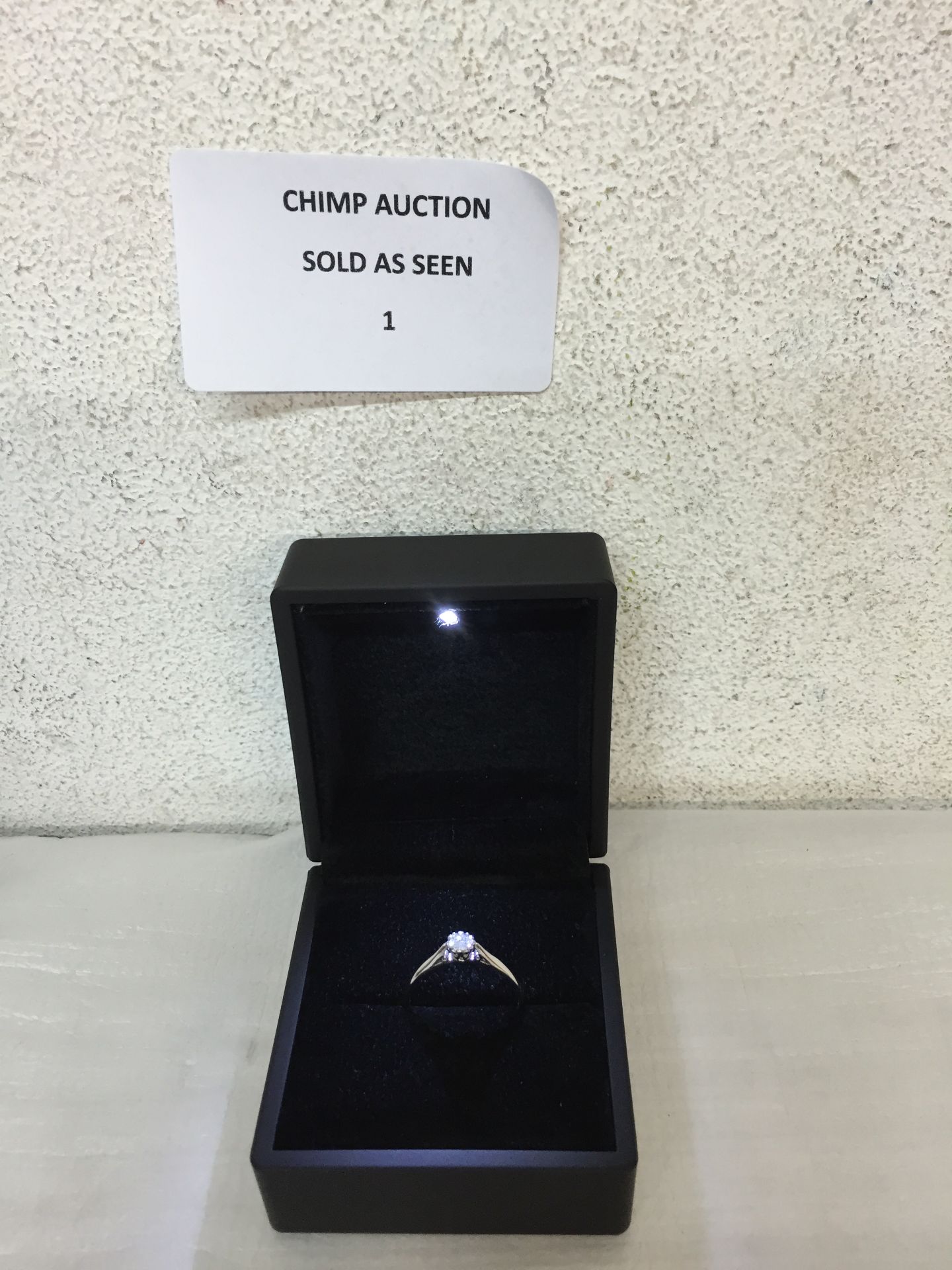 9CT WHITE GOLD 0.20CT DIAMOND SOLITAIRE RING- SIZE R / US SIZE 9/ RRP £999.99