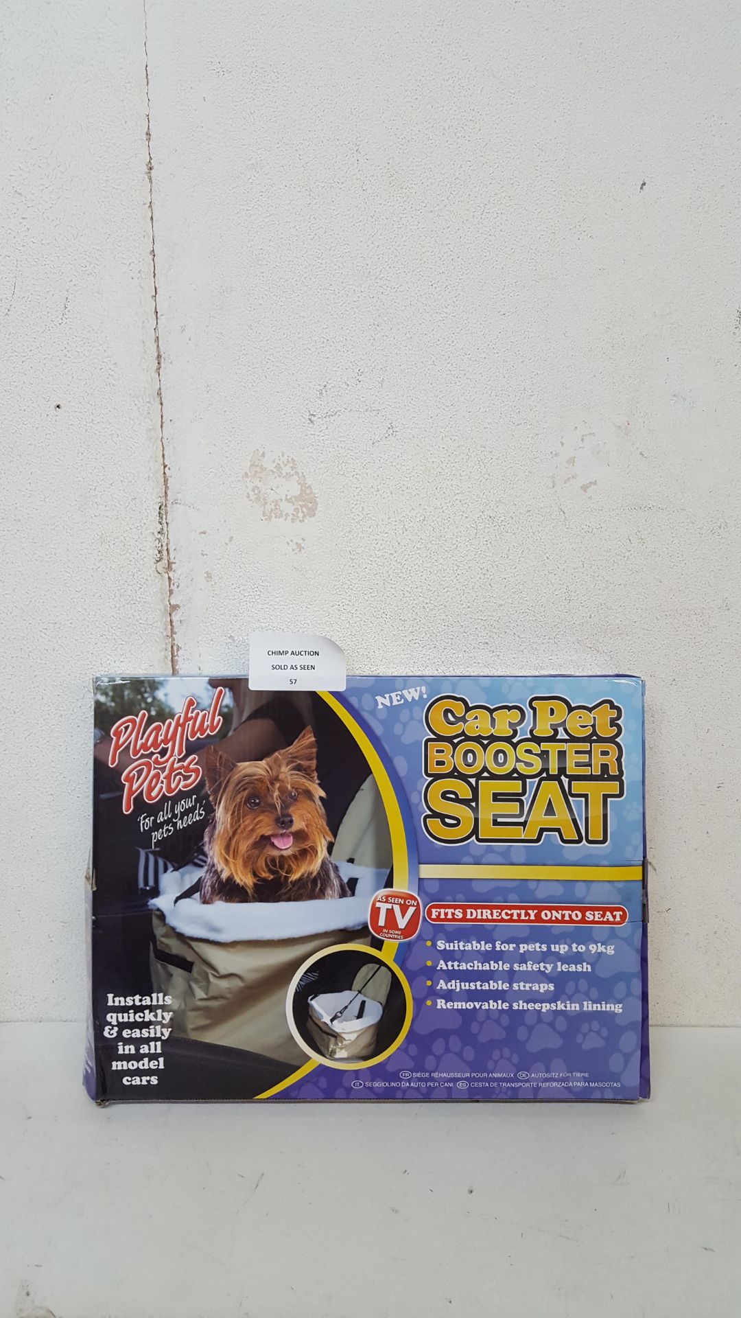 BRAND NEW CAR PET IN-CAR BOOSTER SEAT /