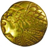 Gallo-Belgic Broad Flan. Left Type. Bellovaci. c.175-120 BC. Celtic gold stater. 23mm. 7.27g.