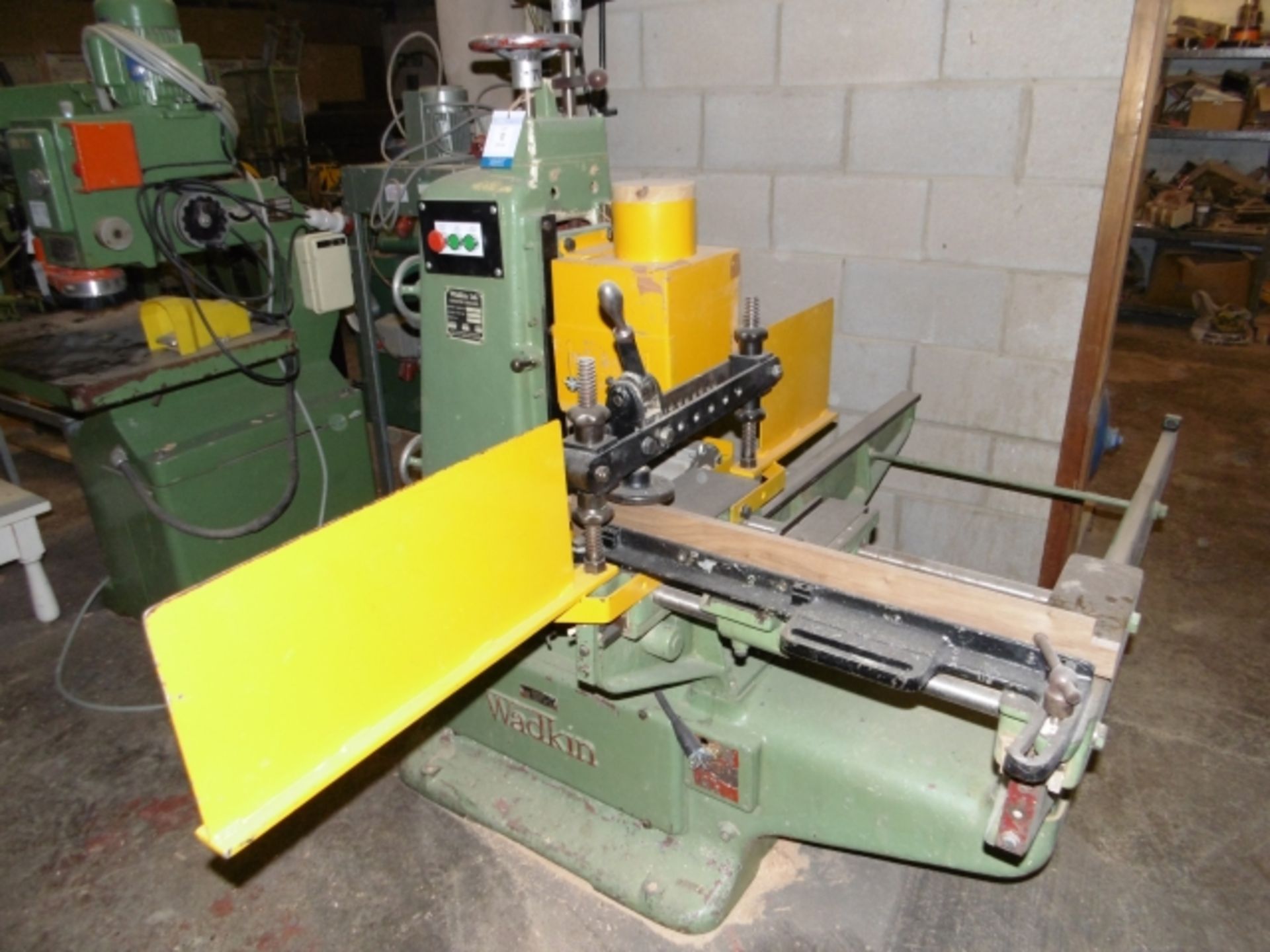 * Wadkin Type EC Single End Tenoner; 3 phase; machine number EC321. DC braked with new guards and ne - Image 2 of 4