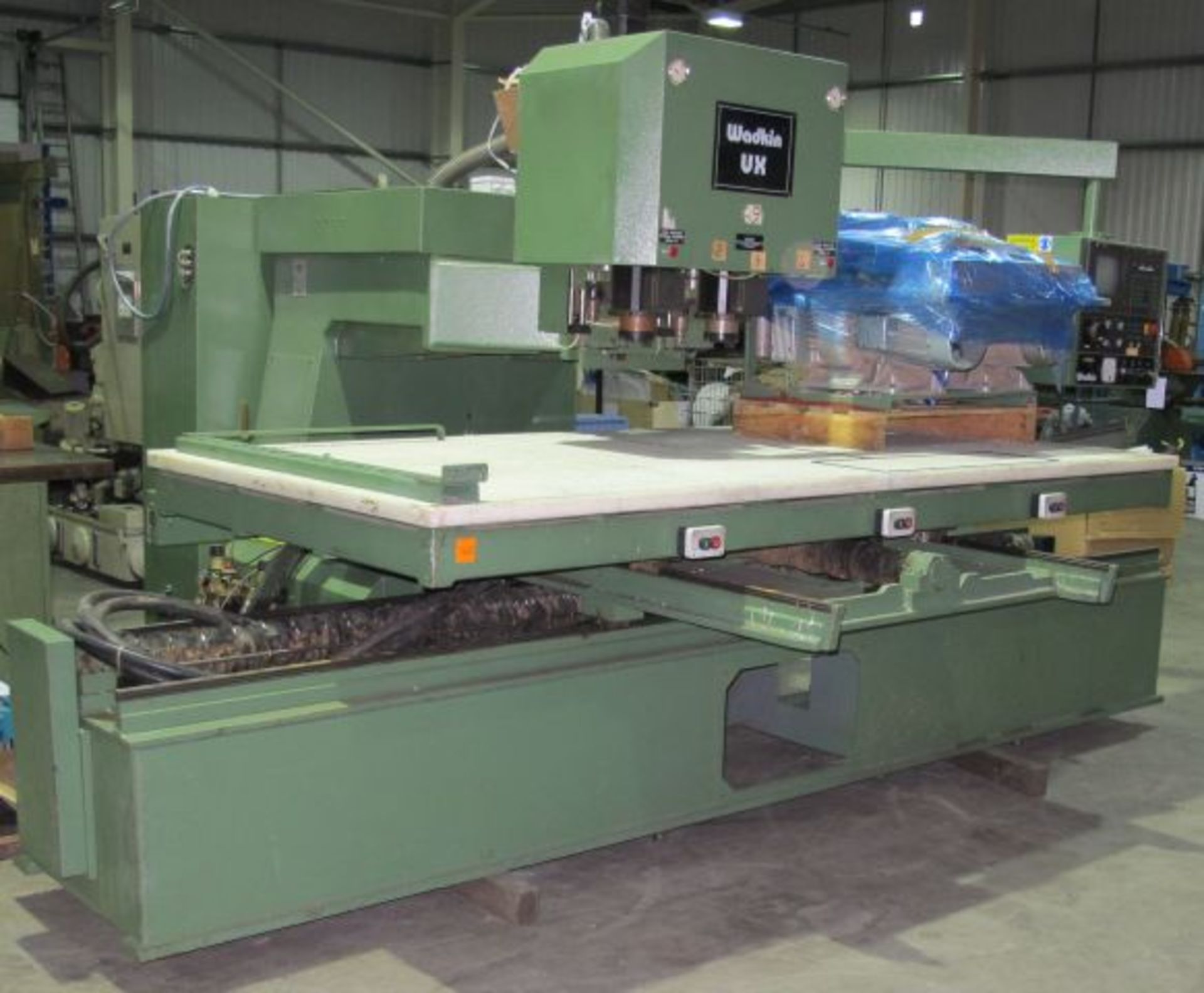 * 1992 Wadkin Type UXCL CNC Router; Bed Size 2800mm x 1350mm; Wadkin Bosch CC120 CNC Controls; 3