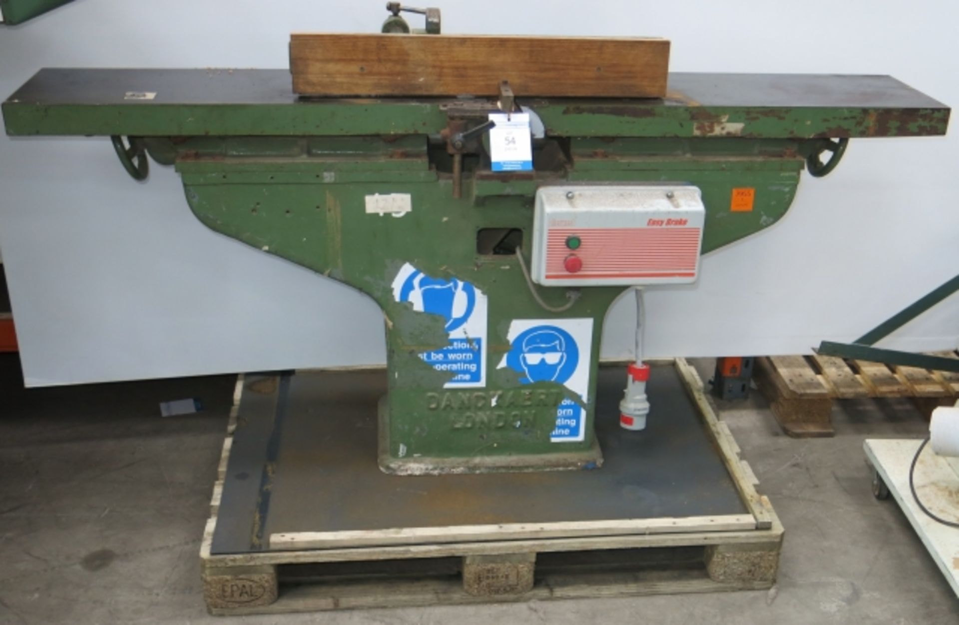 * Dandkaert Planer; Bed/Cutter width 300mm; bed length 1820mm; 3 phase; fitted with Allenwest Easy