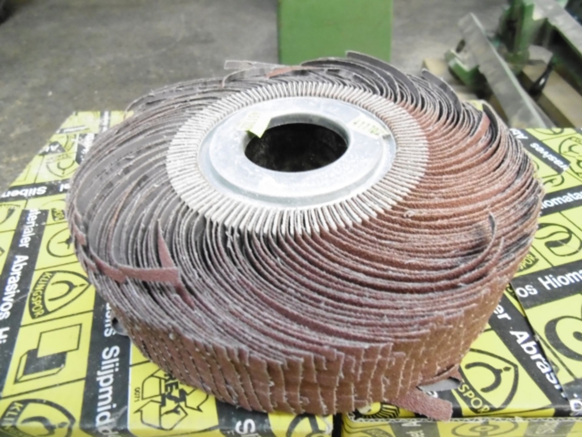 * 52 x Boxed/Unused Klingspor Abrasive Wheels; 80 Grit; 250mm diameter, 250mm thickness. Please note - Image 3 of 3