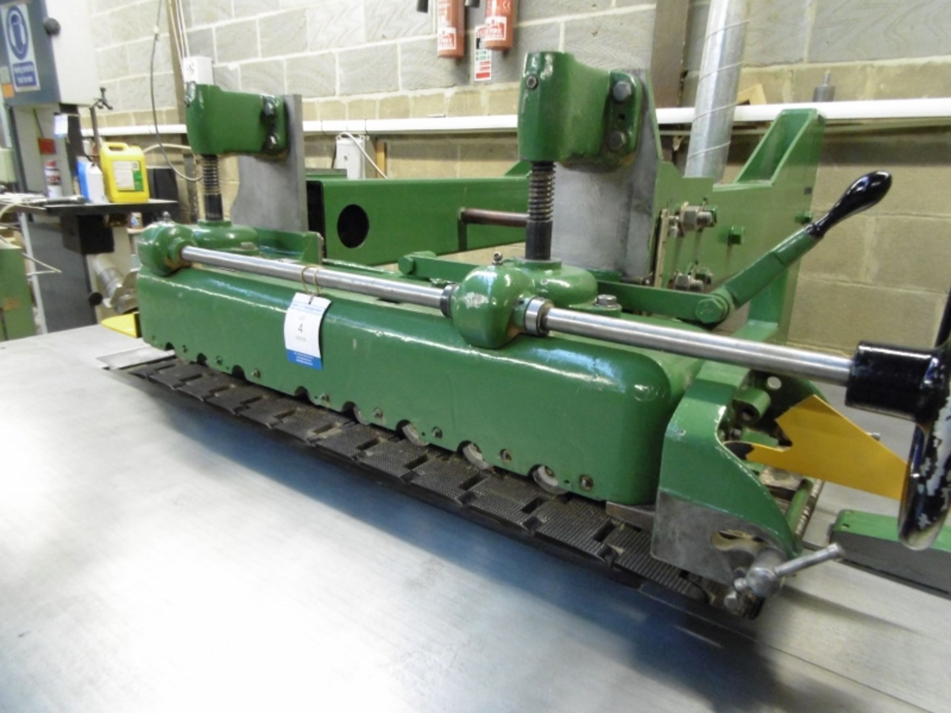 * Wadkin Type PU Straight Line Edger; table size 2060 x 1520mm; 3 phase; machine number PU1493. - Image 6 of 9