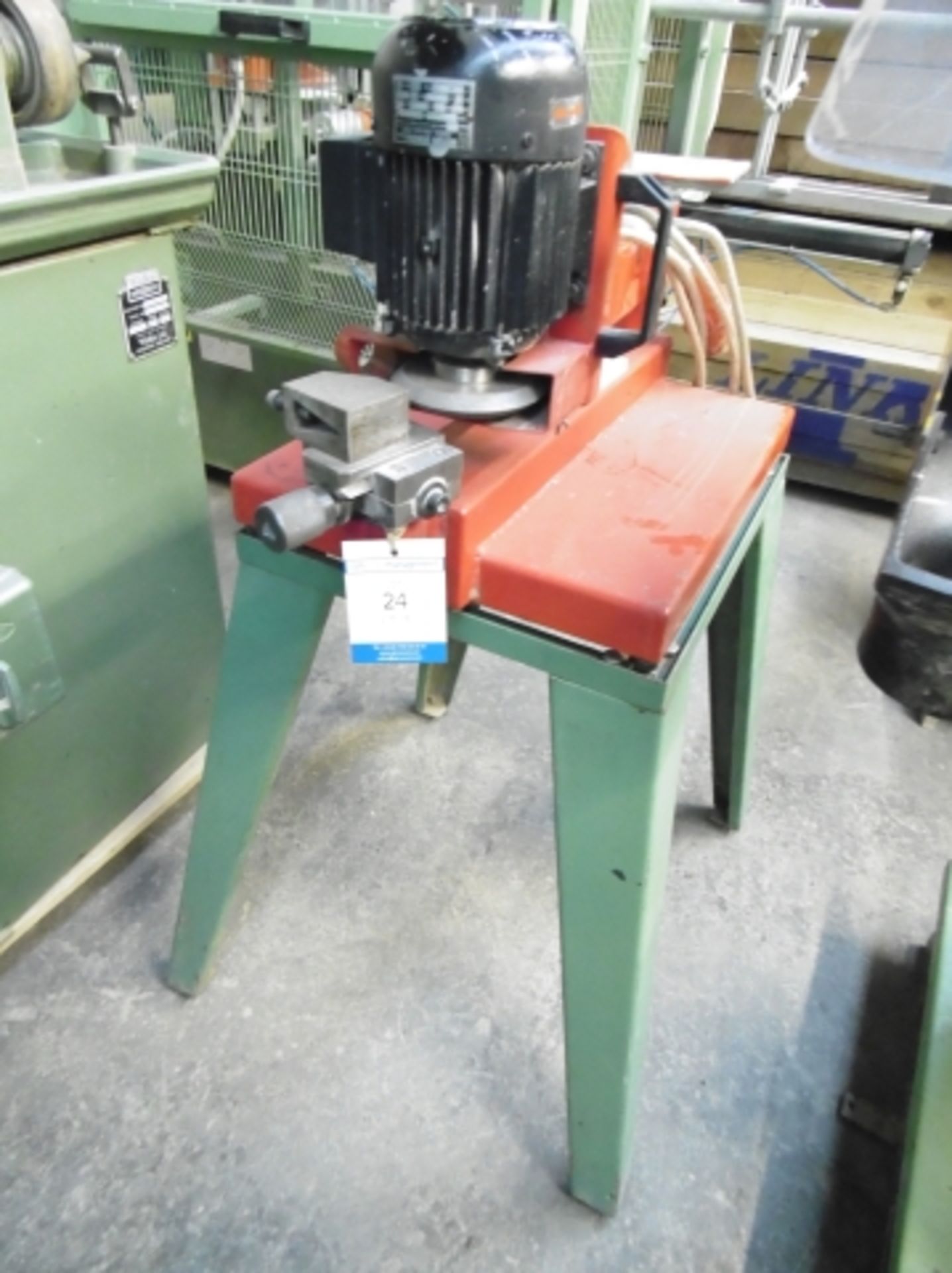 * Centauro Model AG125 Swing Head Router c/w stand; 3 phase; serial number 082. Please note there is