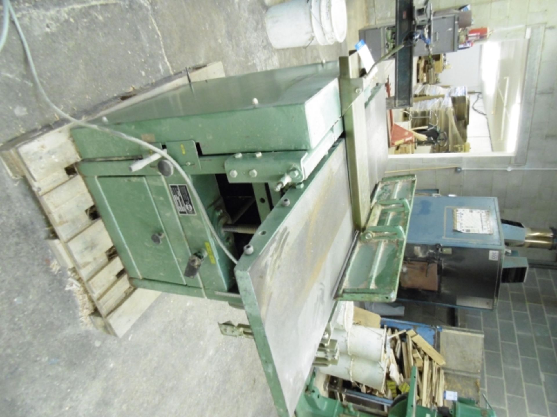 * BGU Type KAD410 Planer; bed width 410mm; 3 phase; serial number 88 0 695. Please note there is - Image 3 of 4
