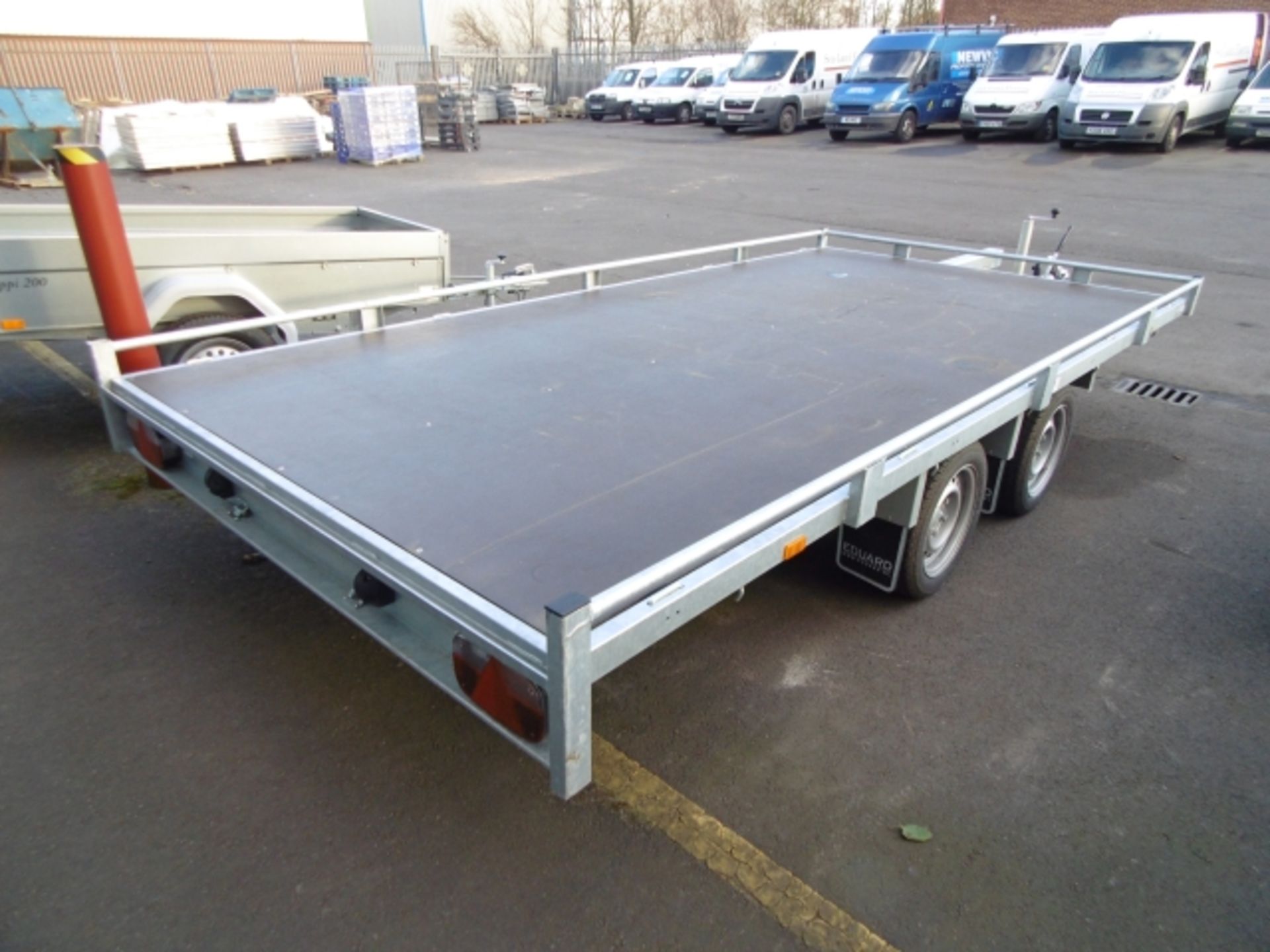 * Eduard type 4 2700KG Flat Bed Twin Axle Trailer with galvanised frame; bed size 4050 x 2000 mm; - Image 4 of 7