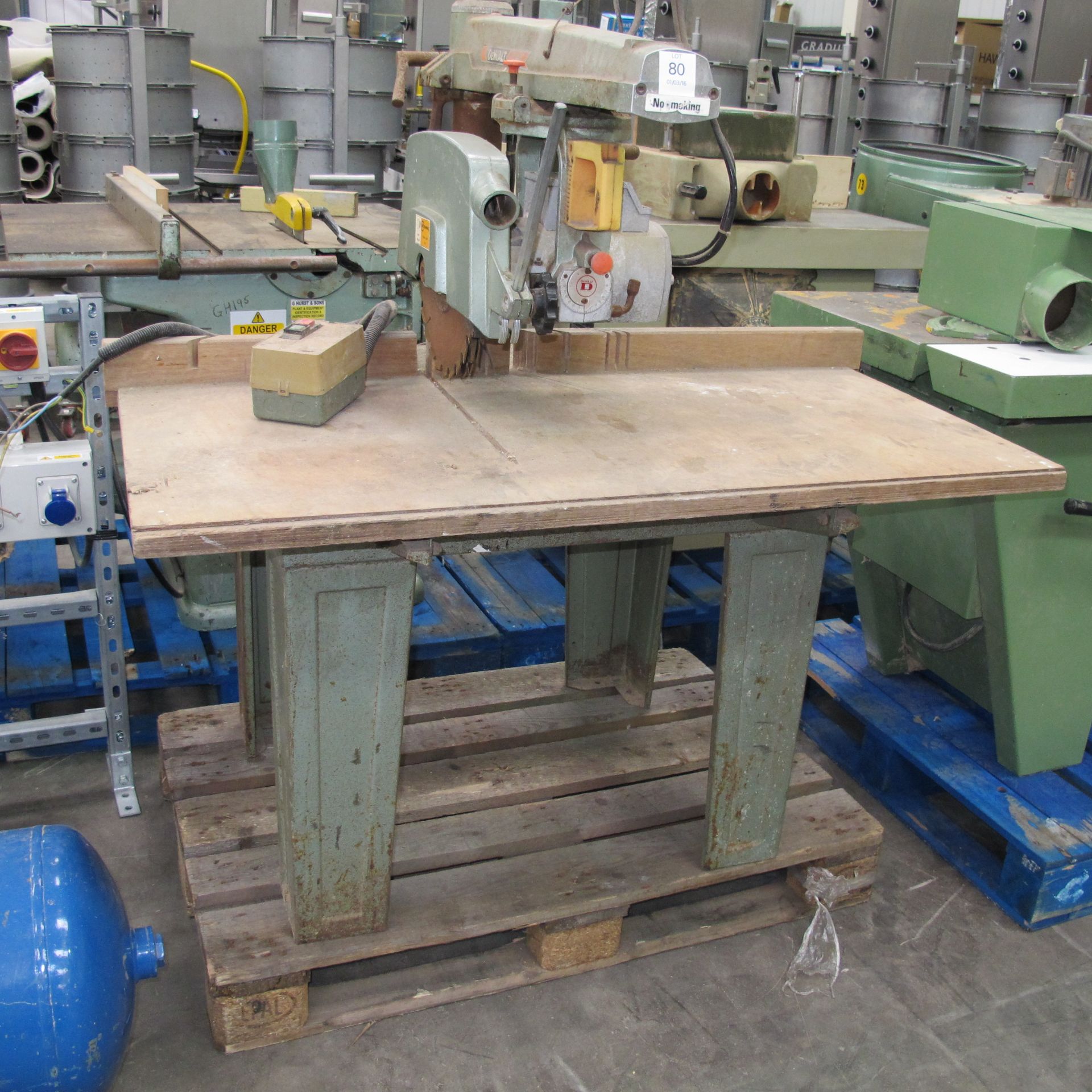 * A De-Walt 1420S 240V Cross Cut Saw. Please note there is a £10 + VAT Lift Out fee on this lot