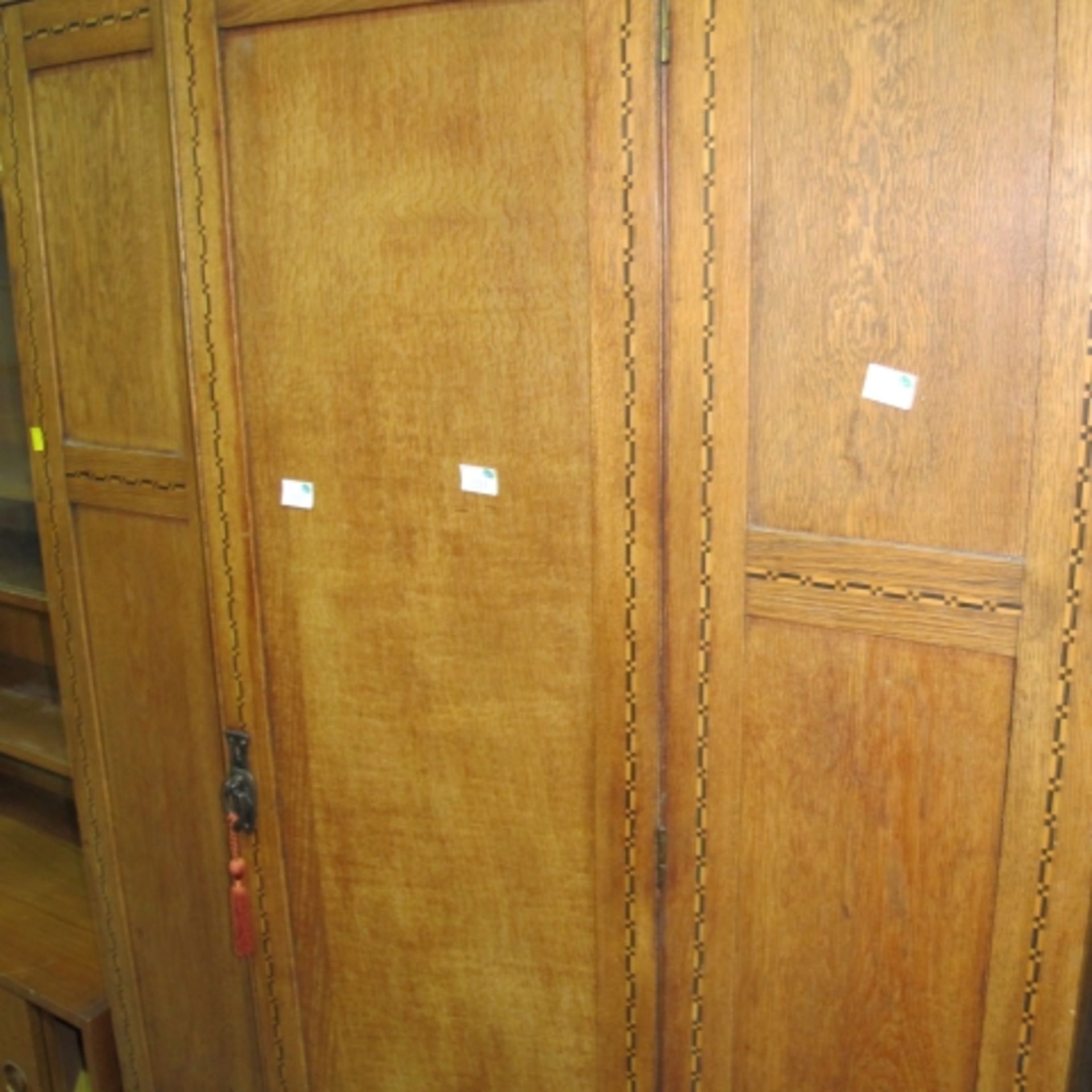 Inlaid panel wardrobe, the ¾ height wardrobe has fitted rails and hooks behind a mirrored door, - Image 2 of 5