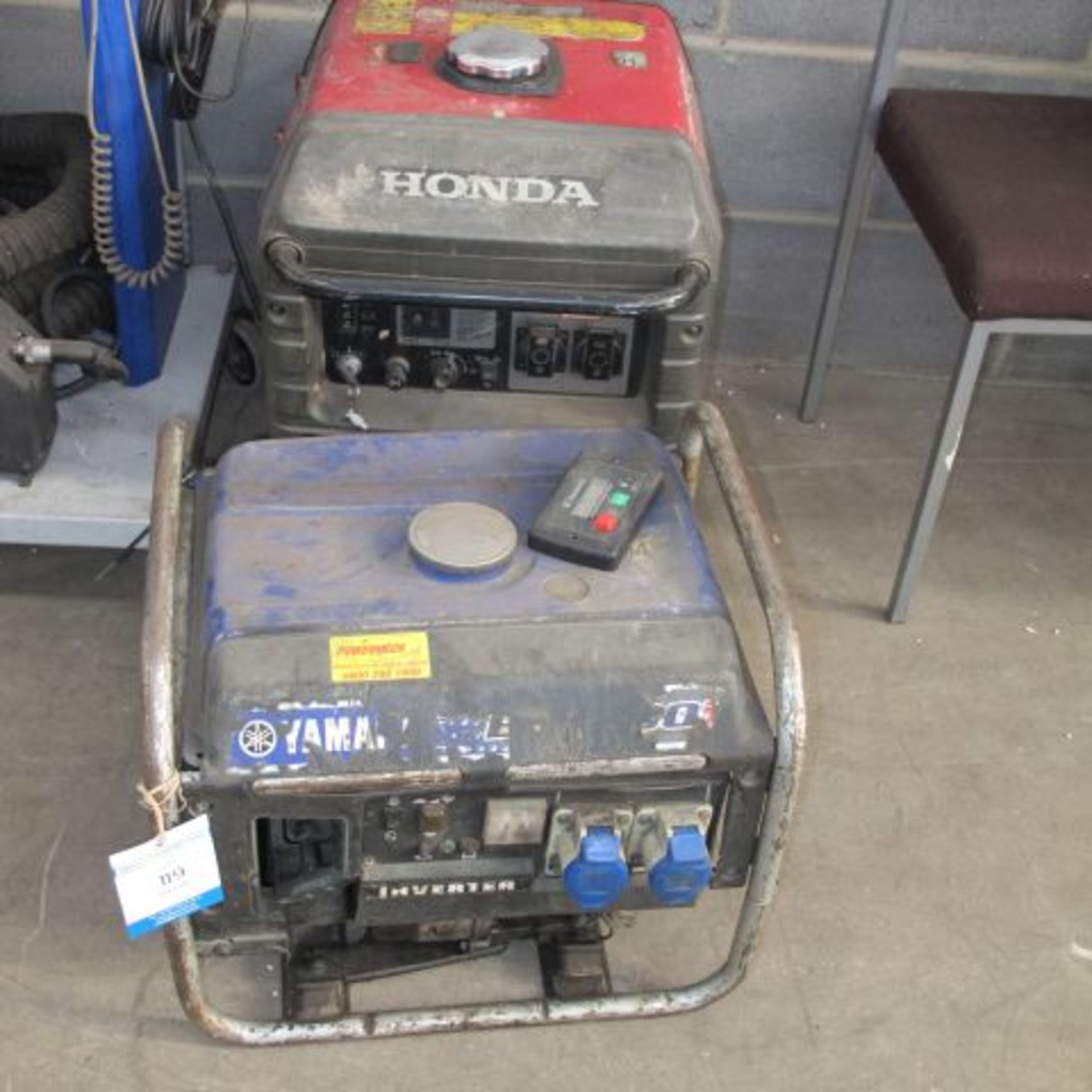 * Honda EU30i & Yamaha EF2400is Petrol Generators - spares or repair.  Please note there is a £5