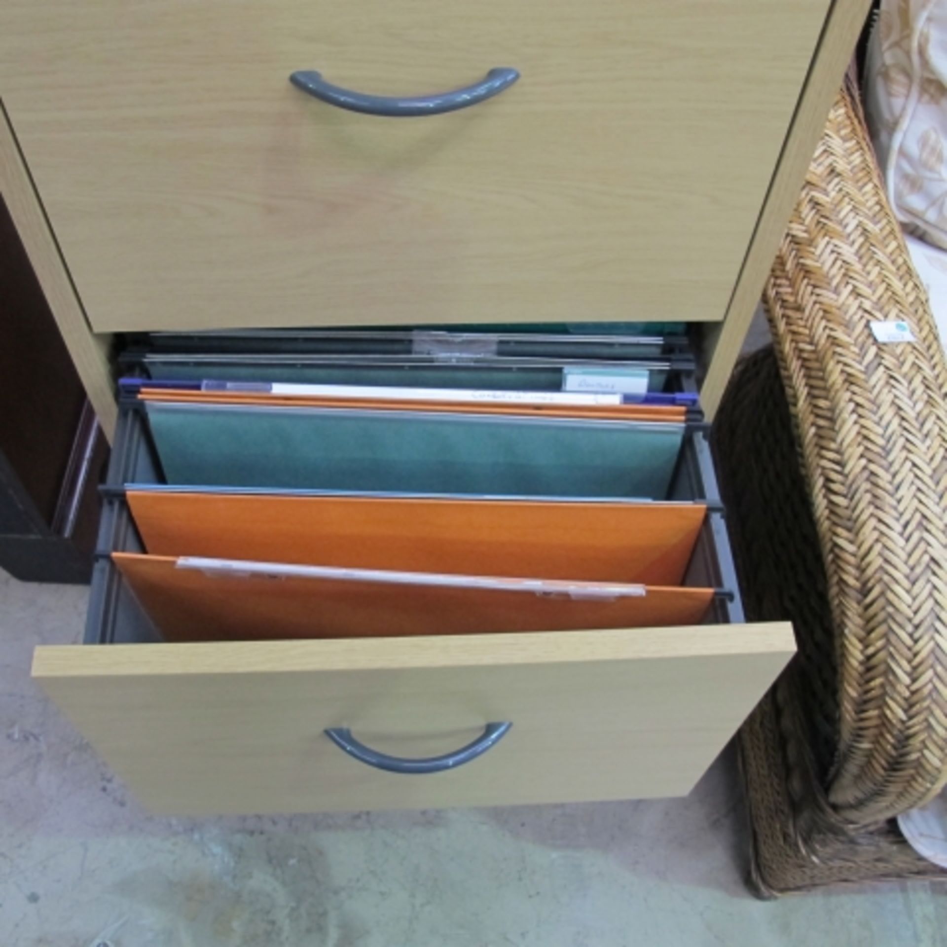 A tall Office Filing Cabinet with four lockable drawers ( H 132cm x W 48cm x D 60cm) with keys (est - Image 4 of 7