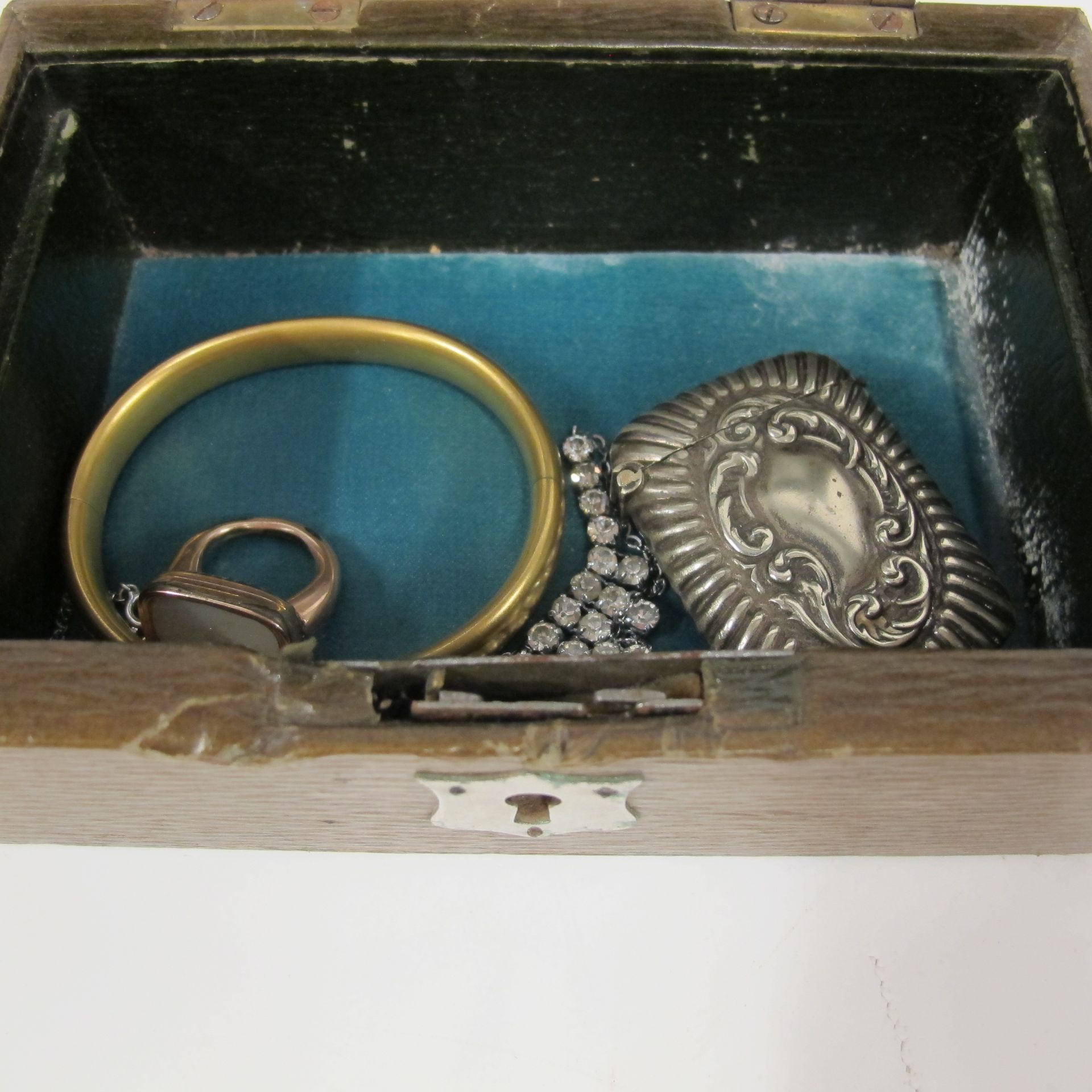 Vintage Jewellery Box including antique and vintage items - some gold and silver (est £150-£300) - Image 2 of 3