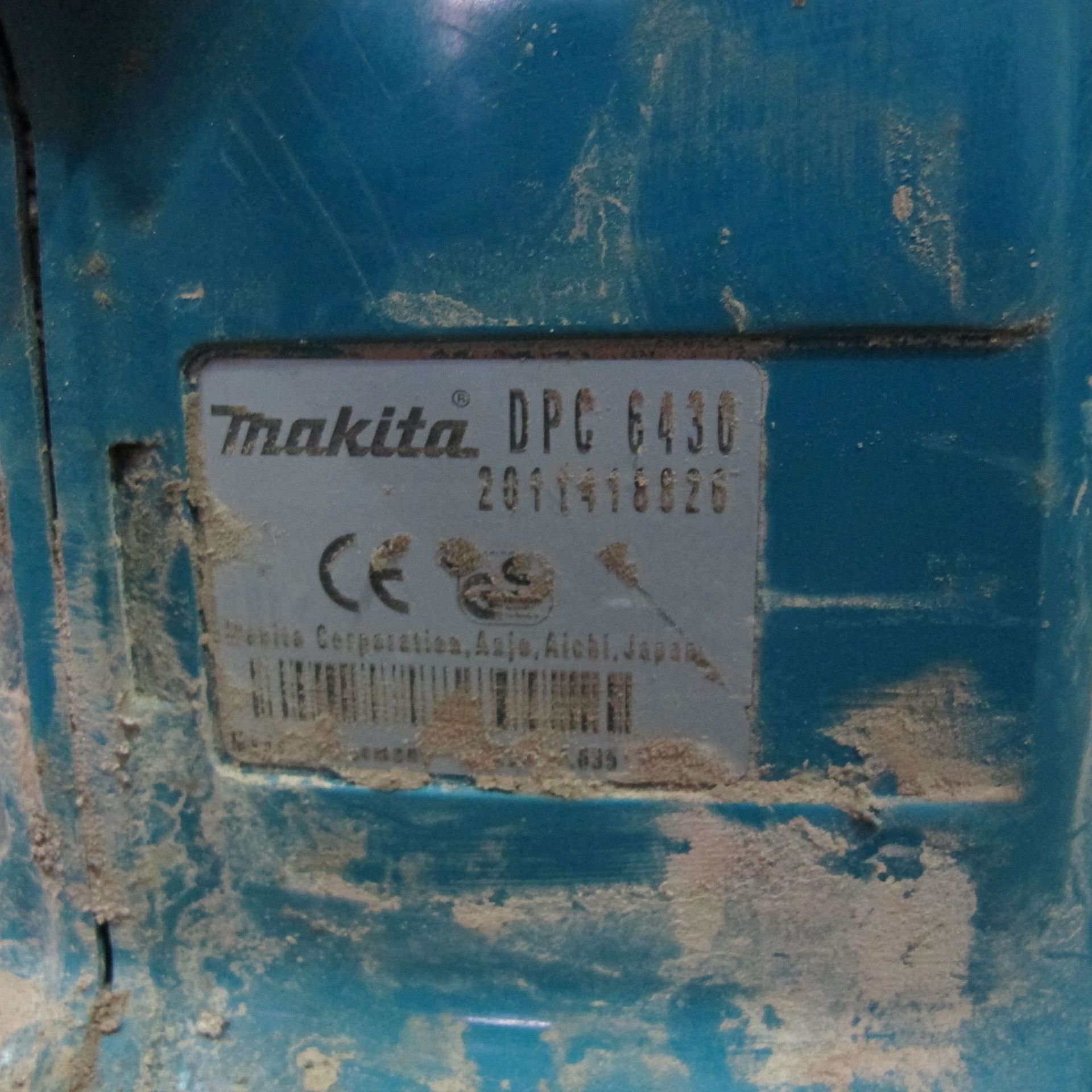 * A Makita Circular Stone Cutting Saw, spares or repair - Image 2 of 2