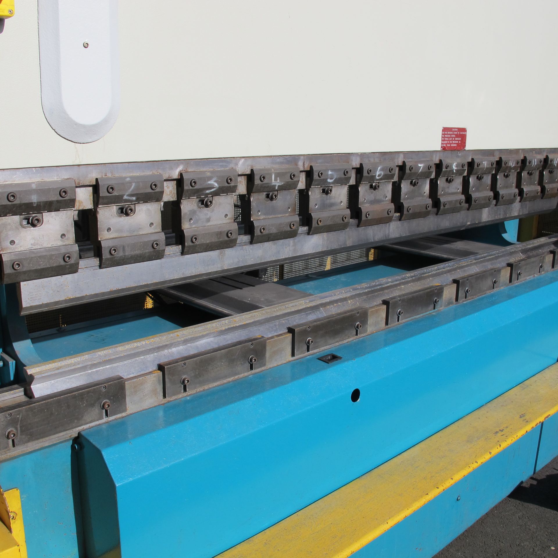 * 1998 Adira Model QHS 100030BI 3M x 100 tonne CNC Press Brake; max capacity 1000KN; max working - Image 4 of 10