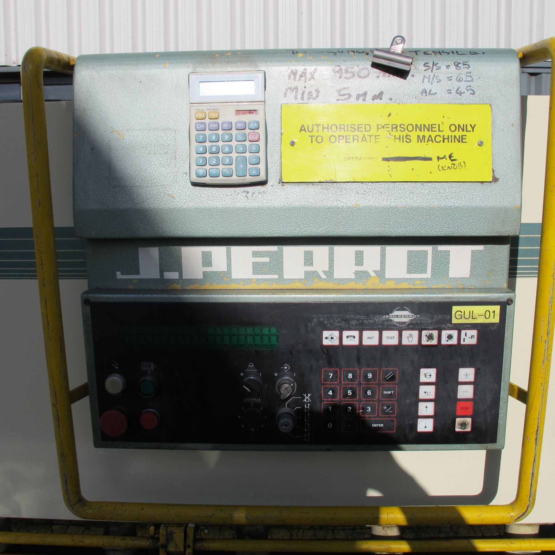 * Jean Perrot Model CSE 3006 3000 x 8mm Guillotine with power backgauge. This lot is sold on a ' - Image 3 of 5