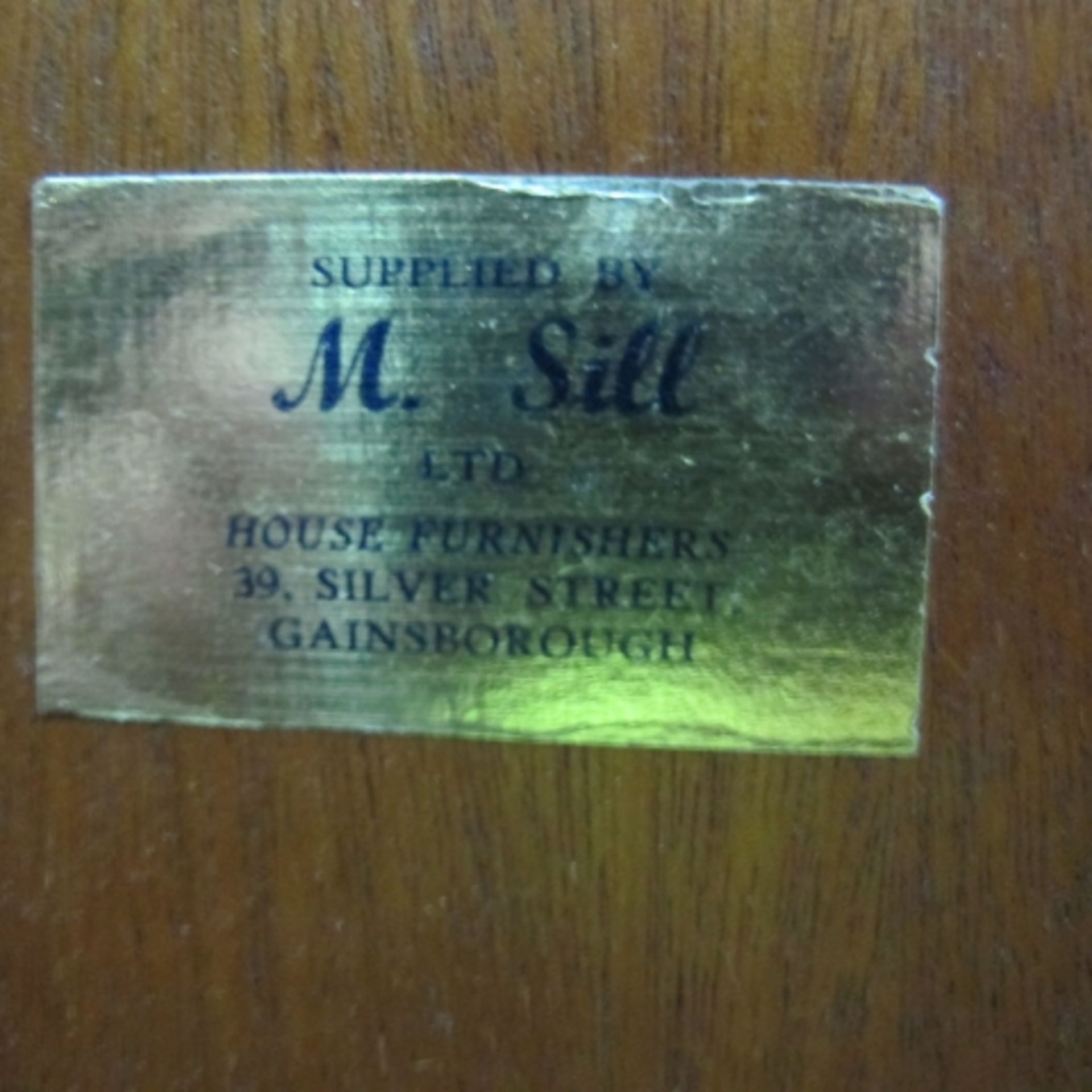 A four piece bedroom suite, originally supplied by M. Sill, 39 Silver Street, Gainsborough. Two - Image 4 of 10