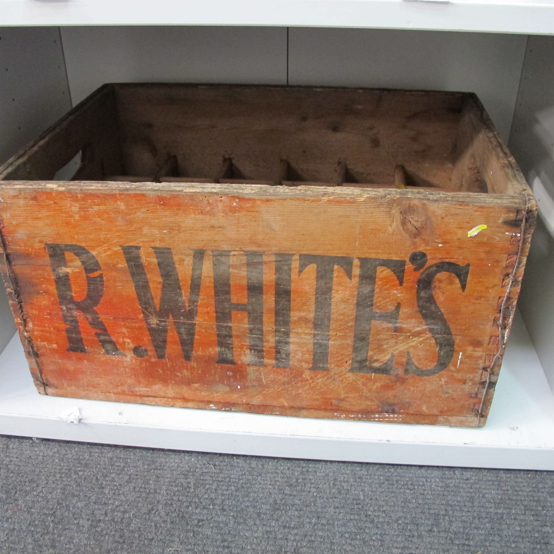 R Whites Crate (23cm x 42cm x 28cm) (est £10-£15)