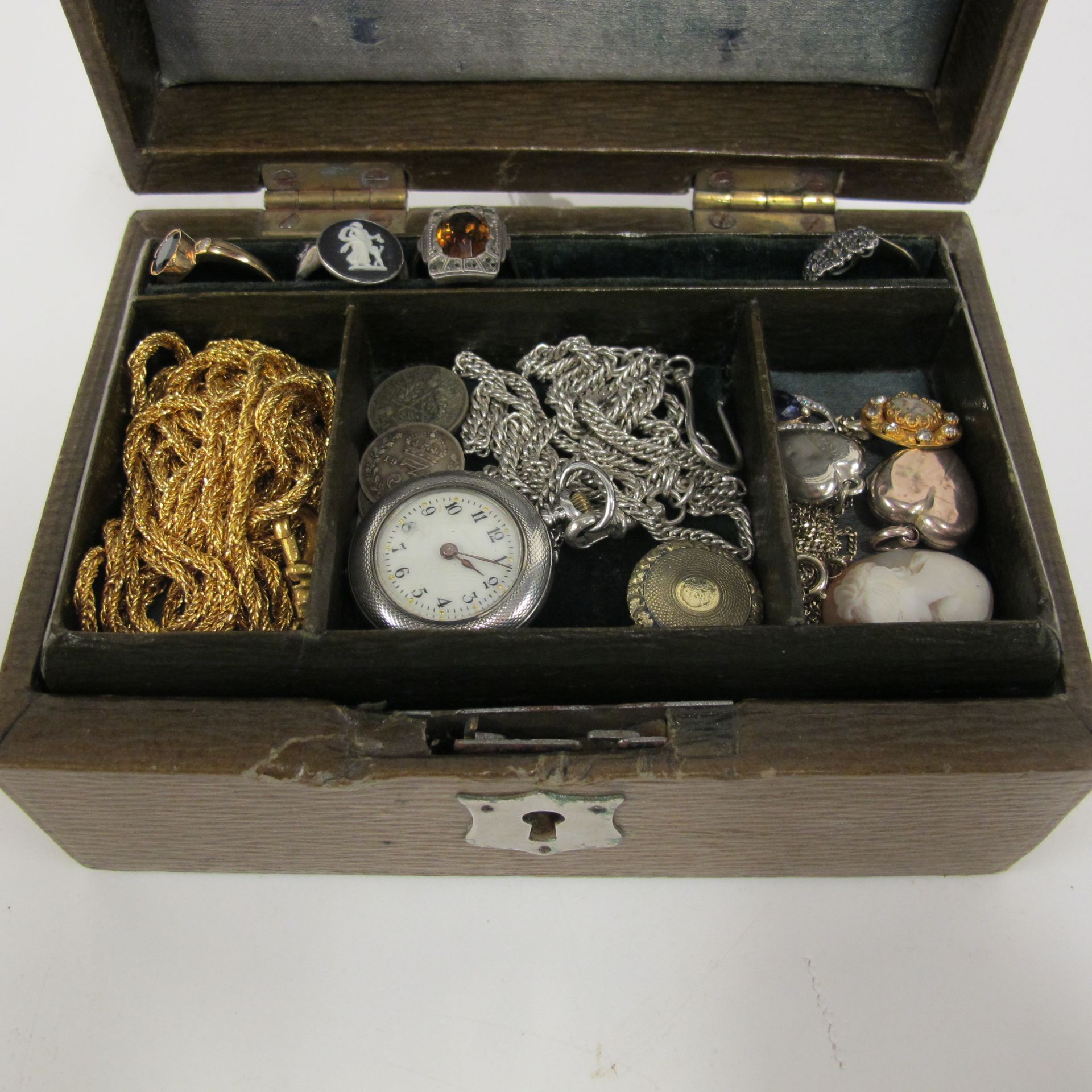 Vintage Jewellery Box including antique and vintage items - some gold and silver (est £150-£300)