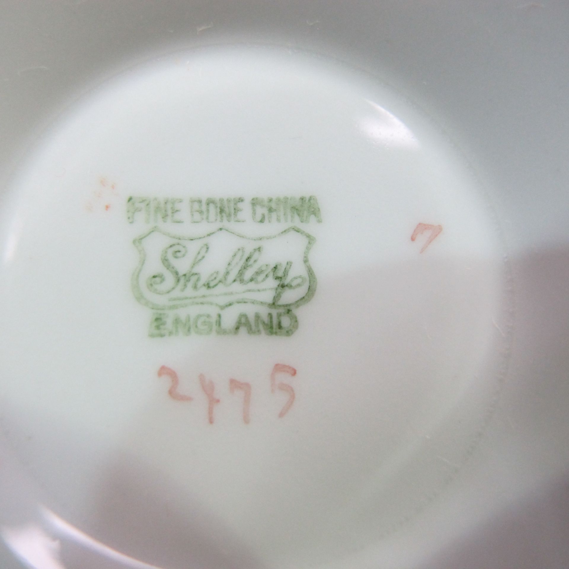 A lot containing 57 pieces of Shelley ceramic tableware. Includes items such as tureens, cups and - Image 3 of 6