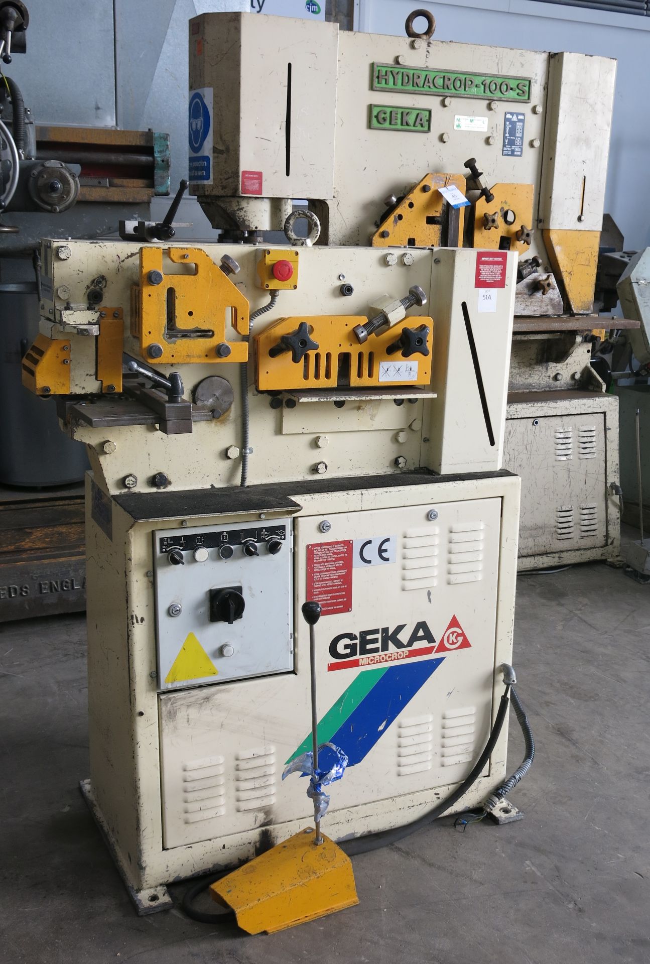 * Geka Microcrop 5652 Steelworker, serial number 5852. Please note there is a £5 + VAT Lift Out