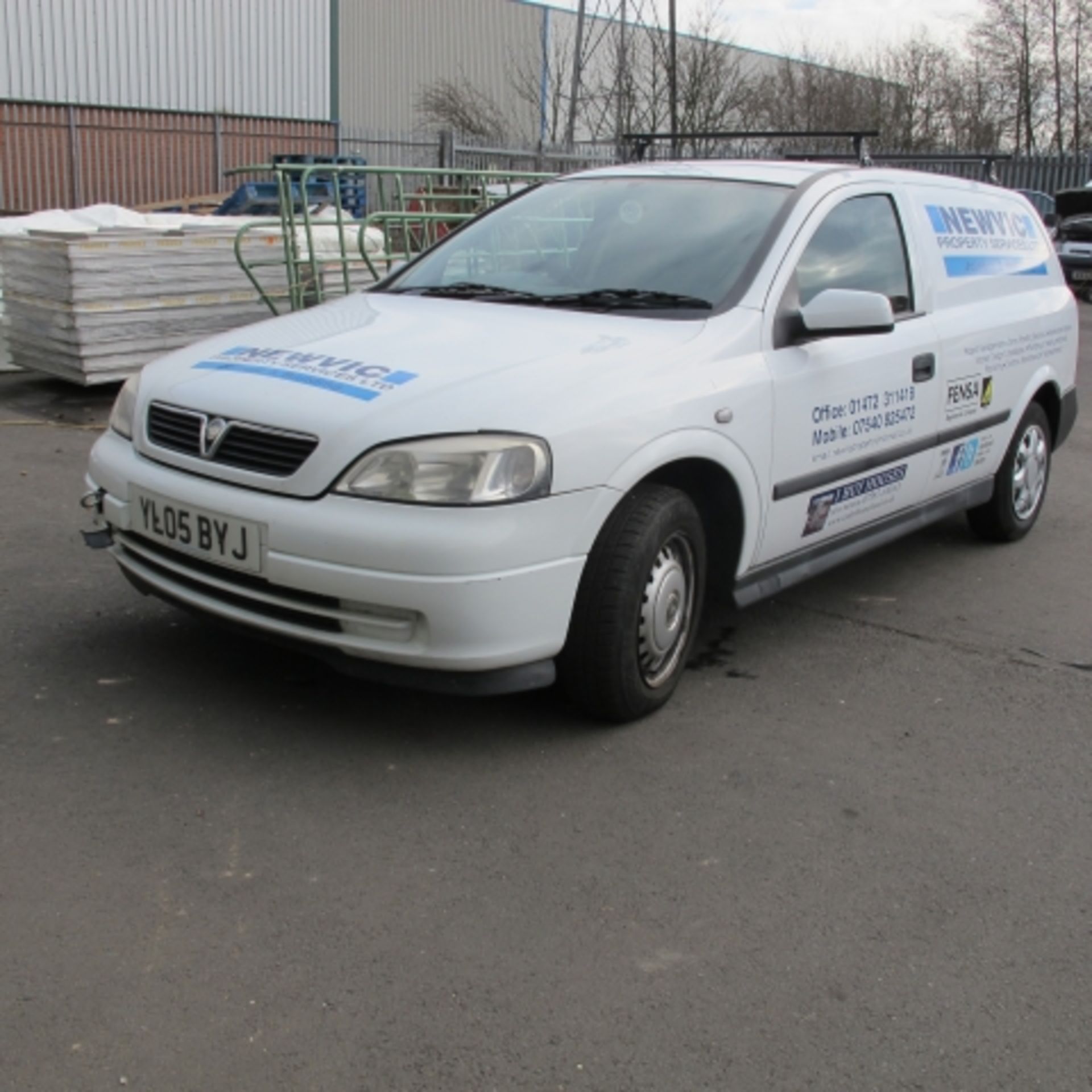 * (05) Vauxhall Astra Envoy 1.7 CDTI Van; diesel 1686cc; registration YL05 BYJ; mileage reading - Image 2 of 7