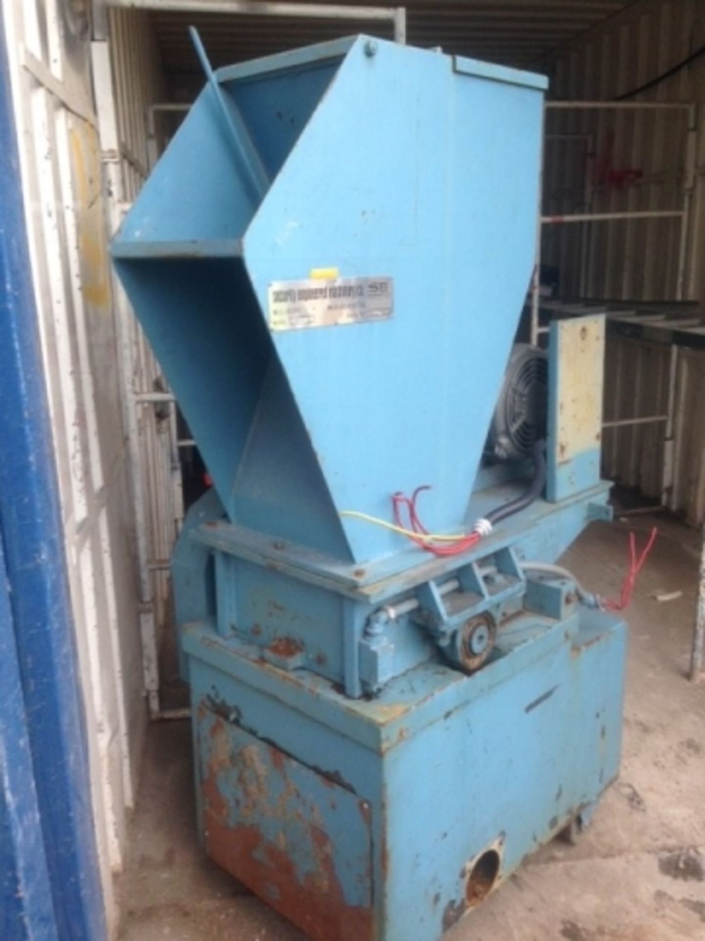 An S.E Machinery Co Wood Shredder Model 1012; S/N 27587-3 running on a Lincoln Motor  10HP 3 Phase