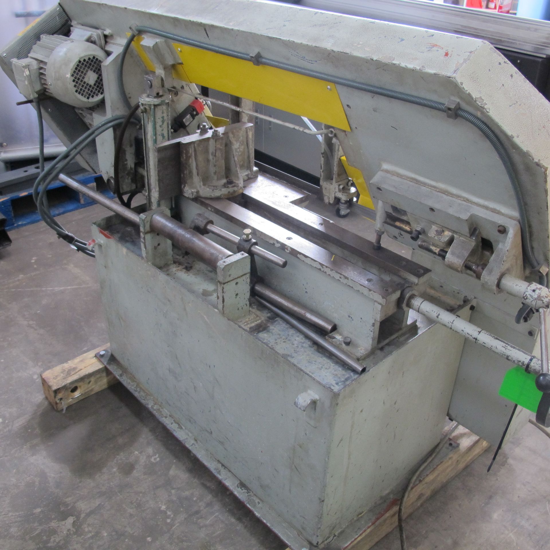 * 2000 Sterling Model BMS 280 Bandsaw; 3 phase, serial number 0112. Please note there is a £10 + VAT - Image 5 of 6