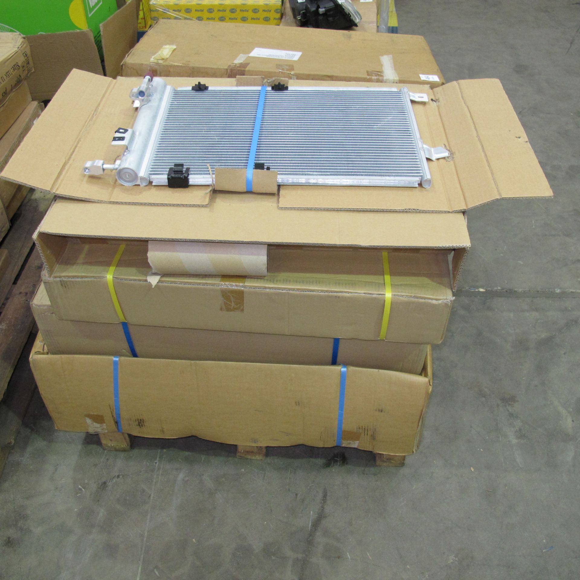 * A pallet of vehicle radiators to include Vauxhall Corsa, Citroen Xsara, Puegeot 306 etc. Please