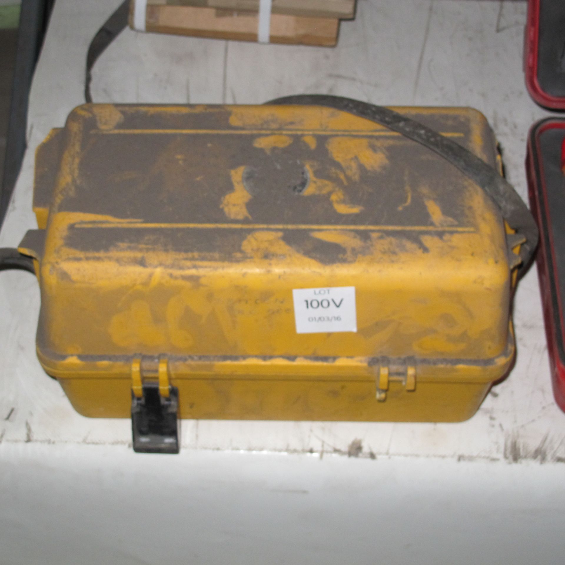 * A Topcon laser level unit, spares or repair - Image 2 of 2